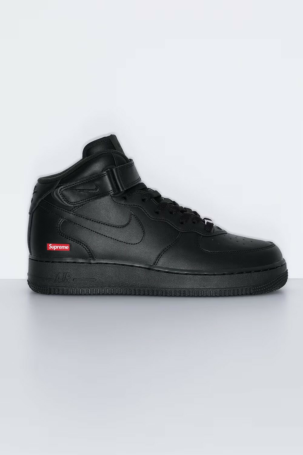 【Focus Store】部分現貨 Supreme x Nike Air Force 1 Mid "Black" 黑色 FZ8784-001