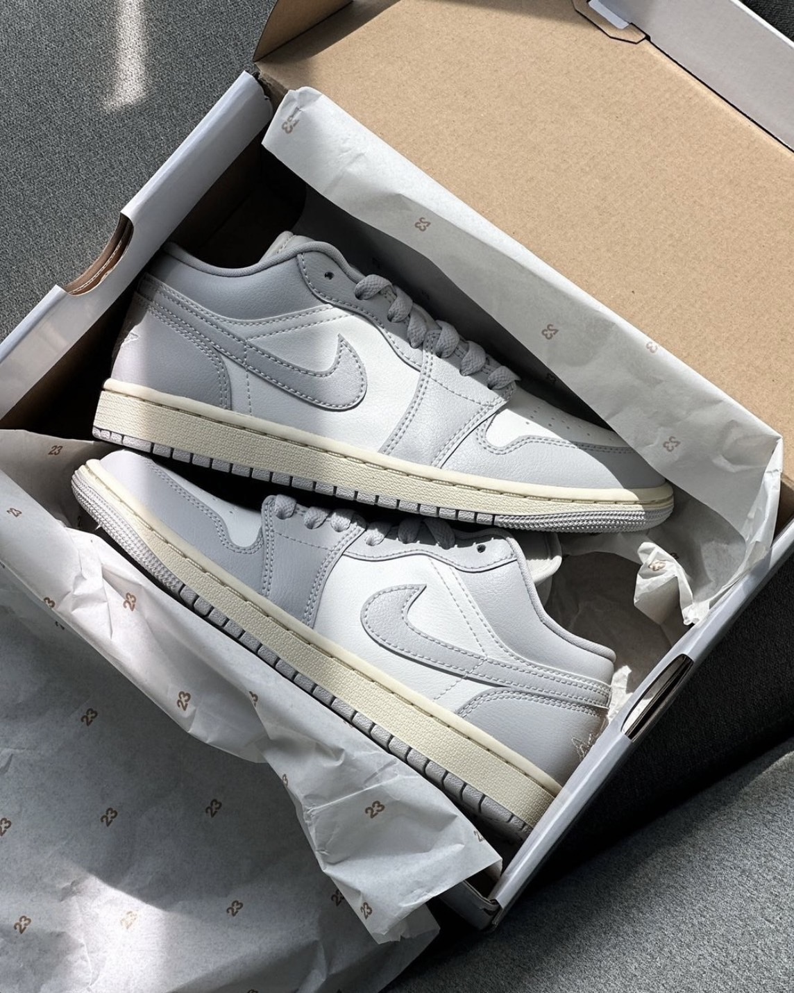 Nike Air Jordan 1 Low “NEUTRAL GREY” 淺灰白奶油底 AJ1 休閒鞋