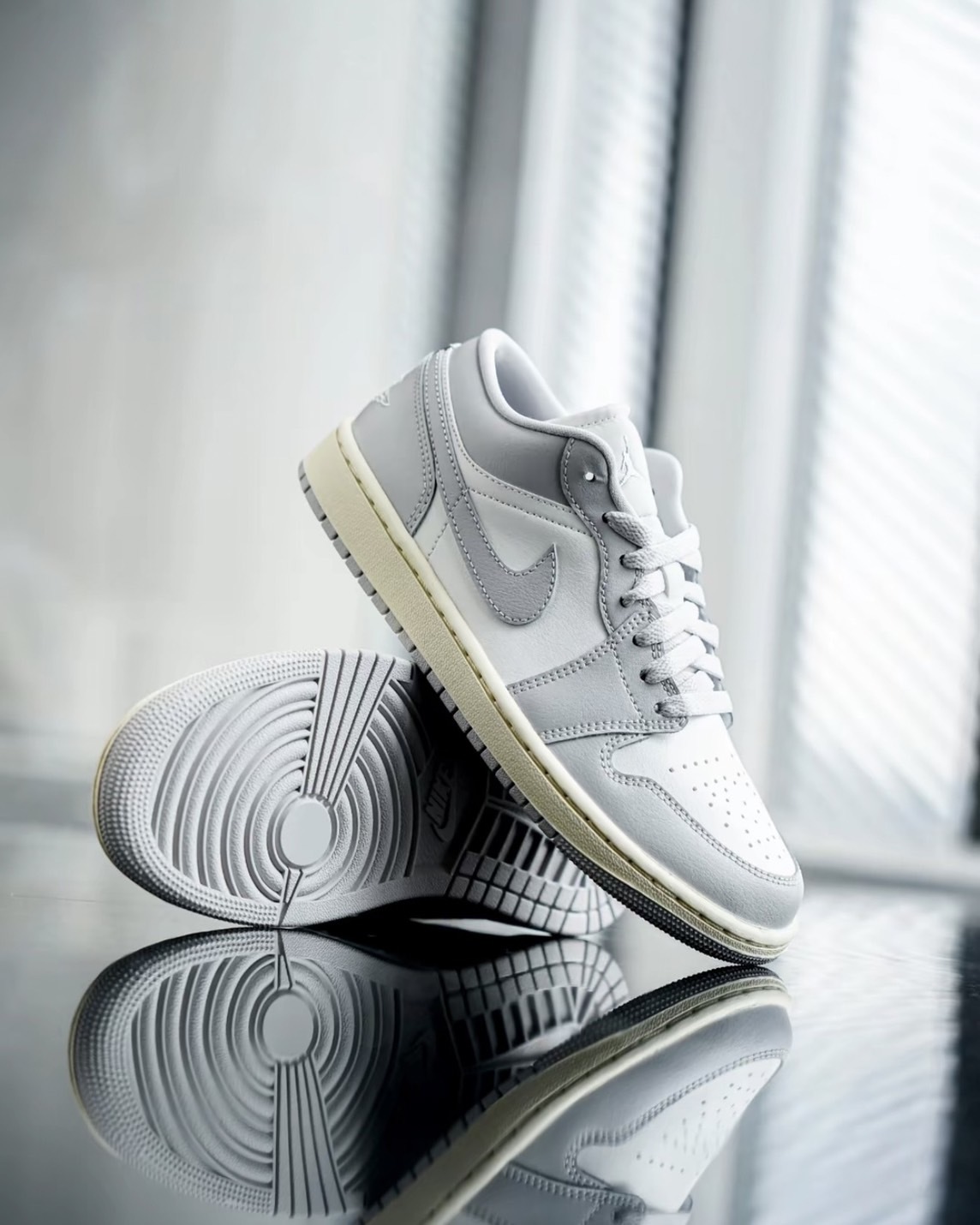 Nike Air Jordan 1 Low “NEUTRAL GREY” 淺灰白奶油底 AJ1 休閒鞋