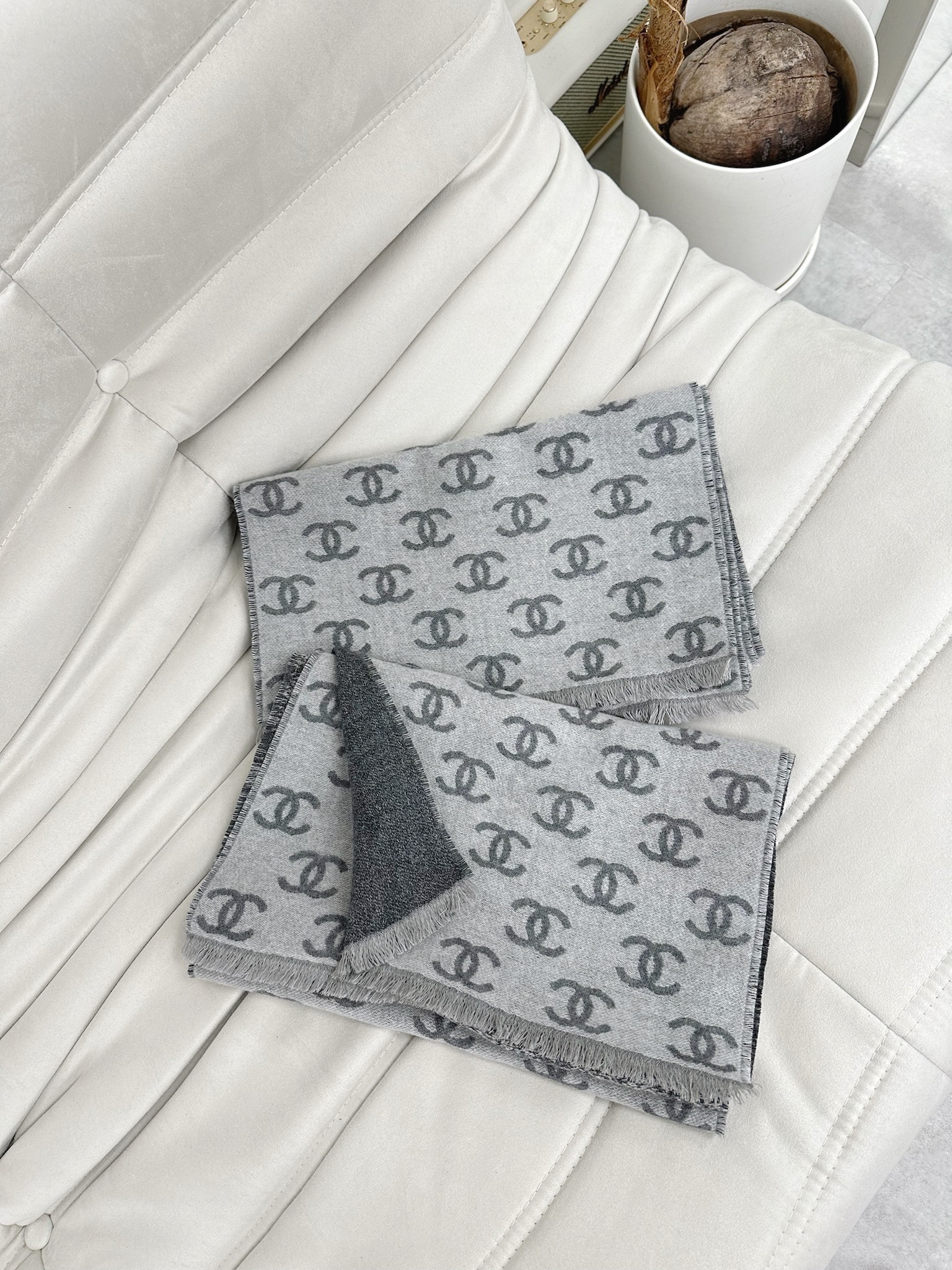 Chanel Scarf (AAA450)