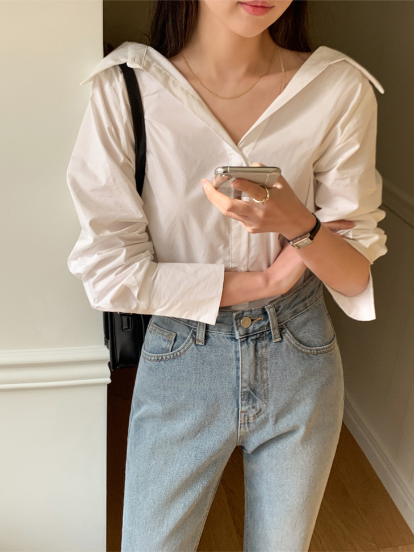 [現貨] Eartha浪漫鎖骨襯衫 [ 5色/ Free ]