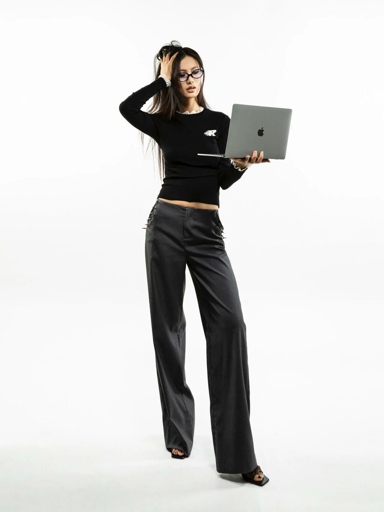 ROCKSTAGIRLS "Office Rebel" 蕾絲領口 修身 長袖 兩色