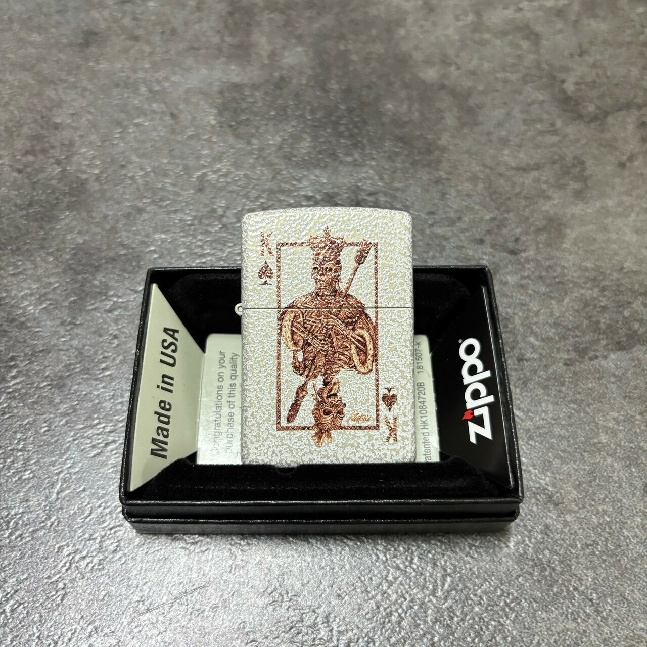 【zippo】德國原裝正品、國王骷髏、煤油打伙機、彩印平面款（內膽可選搭ZIPPO/ZORRO/充氣/煤油）