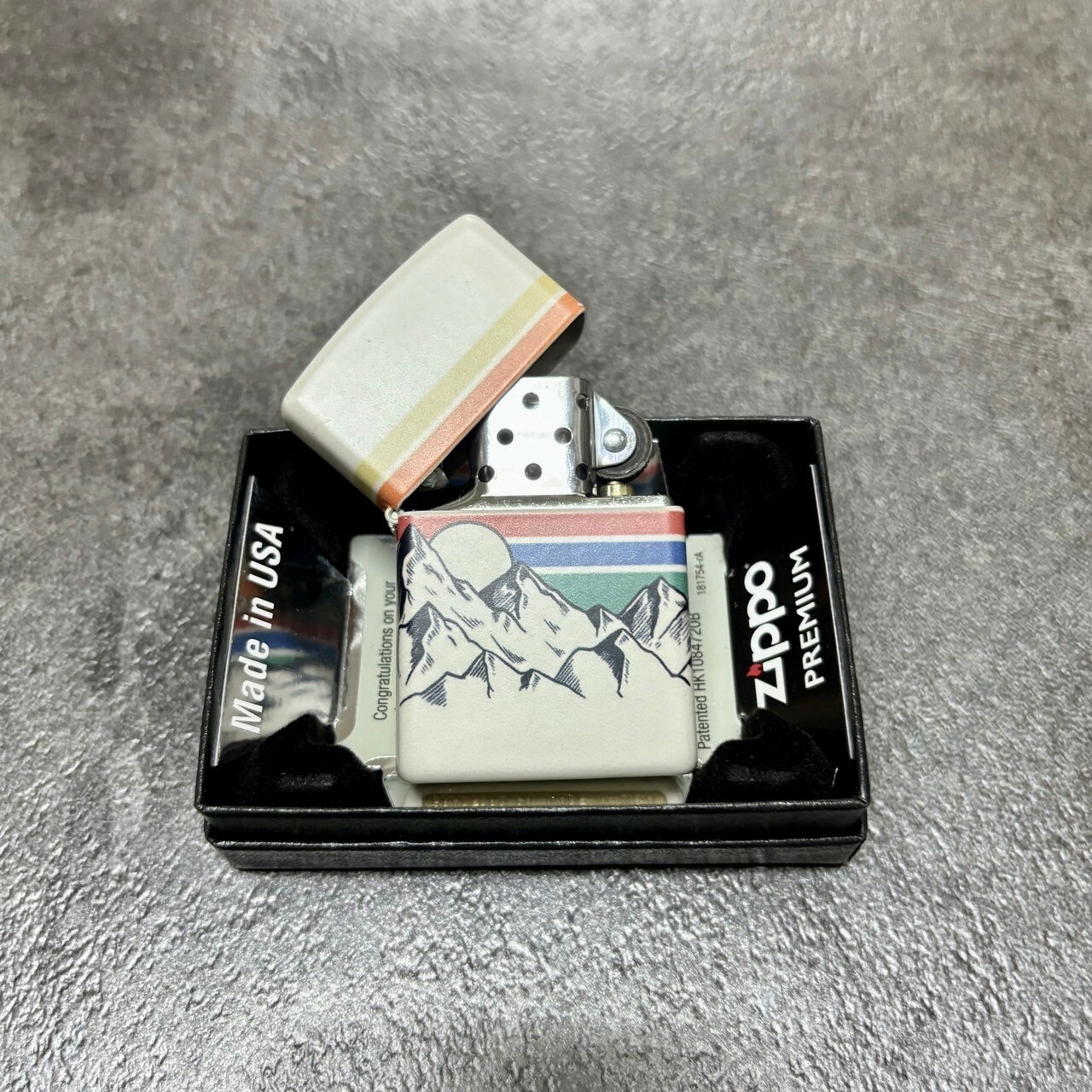 【zippo】德國原裝正品、壯闊群山、煤油打伙機、彩印平面款（內膽可選搭ZIPPO/ZORRO/充氣/煤油）