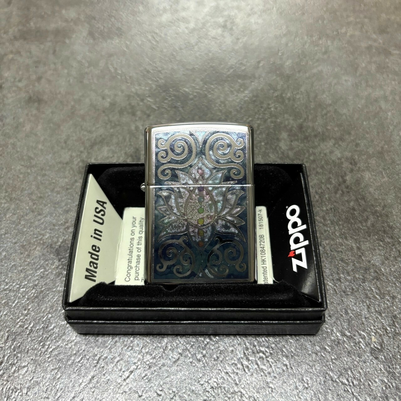 【zippo】德國原裝正品、蓮花印記、煤油打伙機、彩印平面款（內膽可選搭ZIPPO/ZORRO/充氣/煤油）