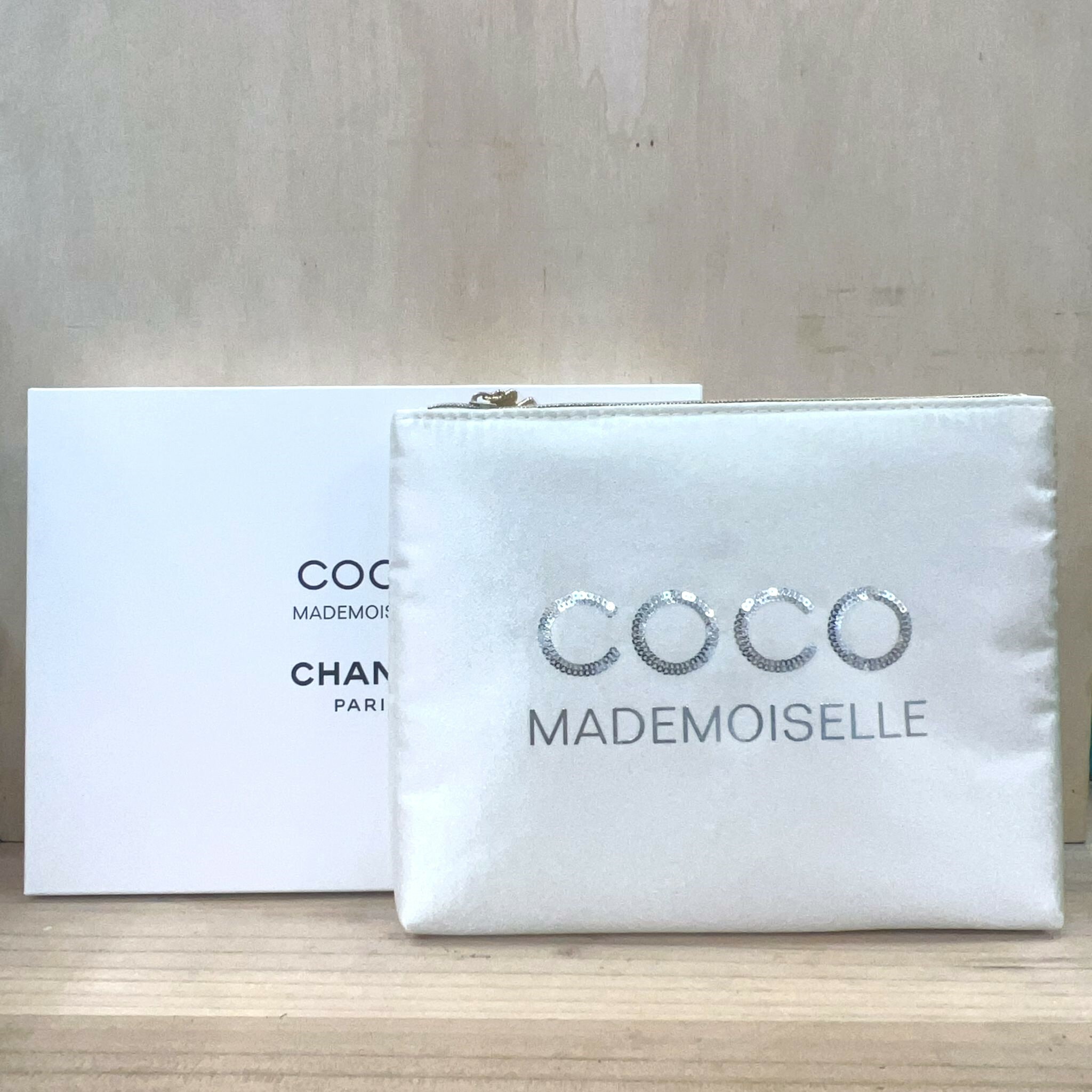 CHANEL COCO 絲絨化妝袋