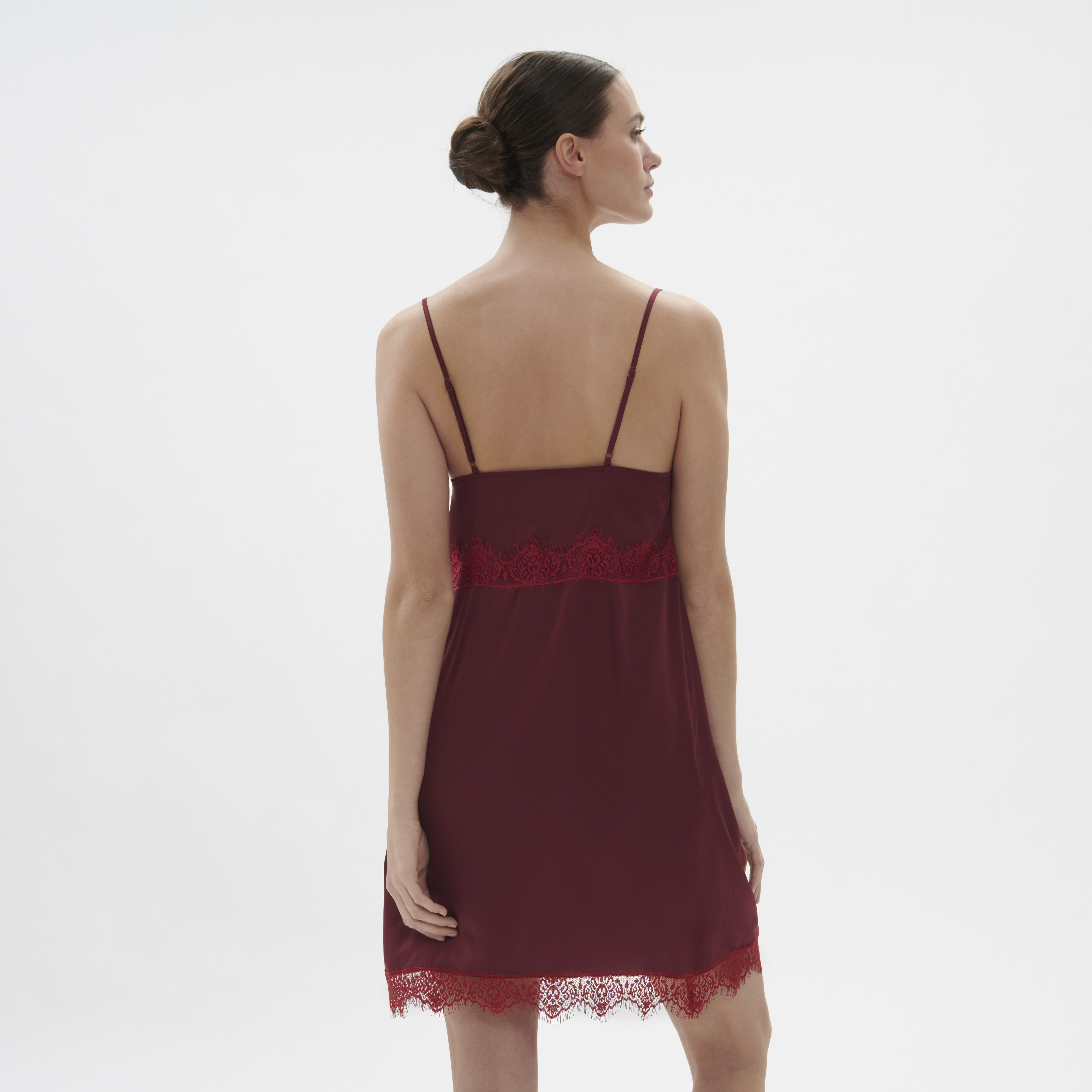 SATIN SECRETS 秘密 連身襯裙  魅惑晶紅