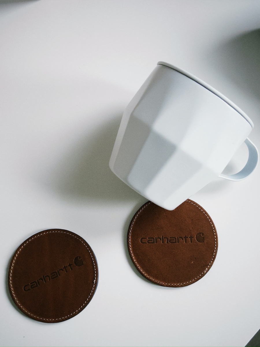 Carhartt 皮革復古 杯墊