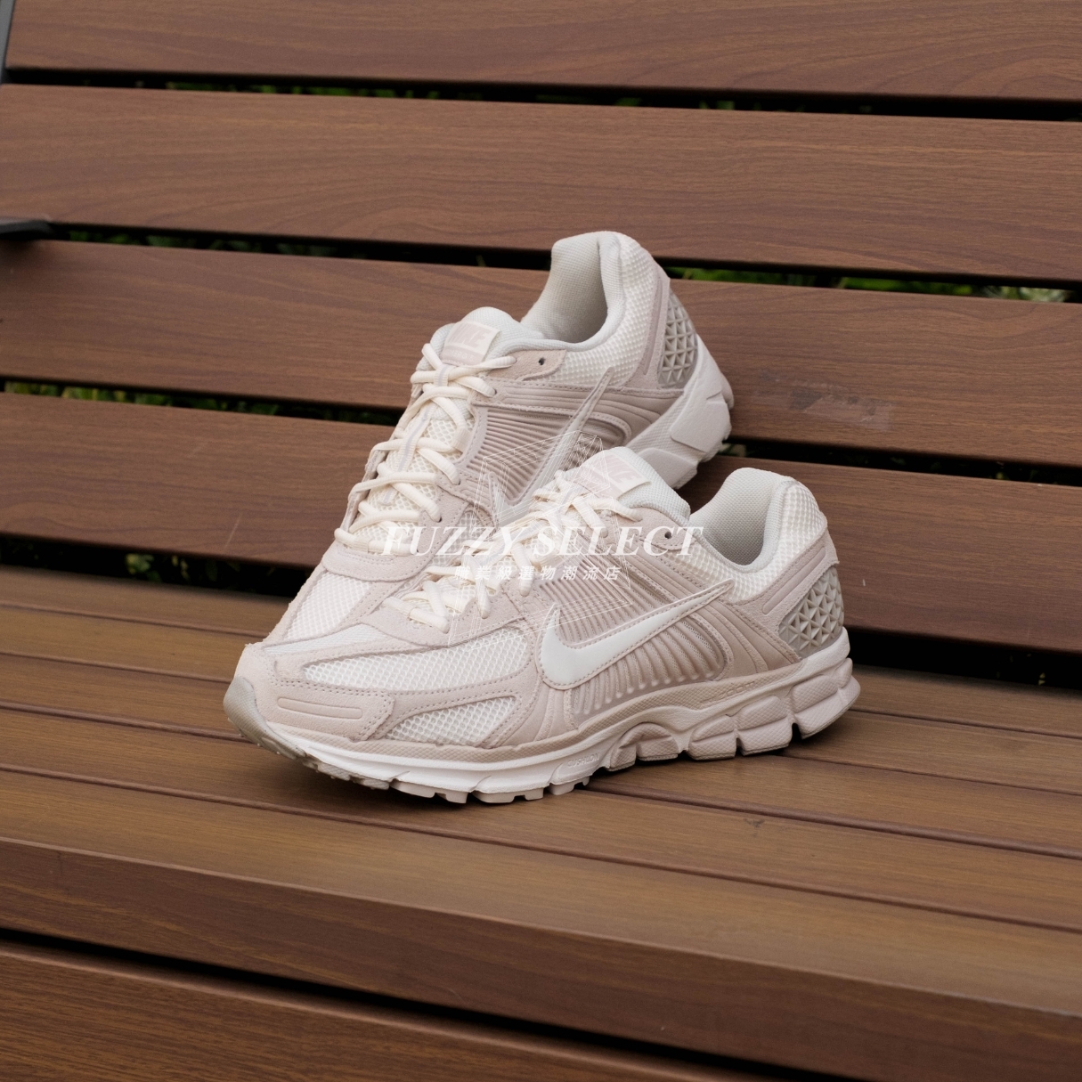 【逢甲 FUZZY】Nike Zoom Vomero 5 Light Orewood Brown 奶茶色 大地色 棕色 HF1553-100