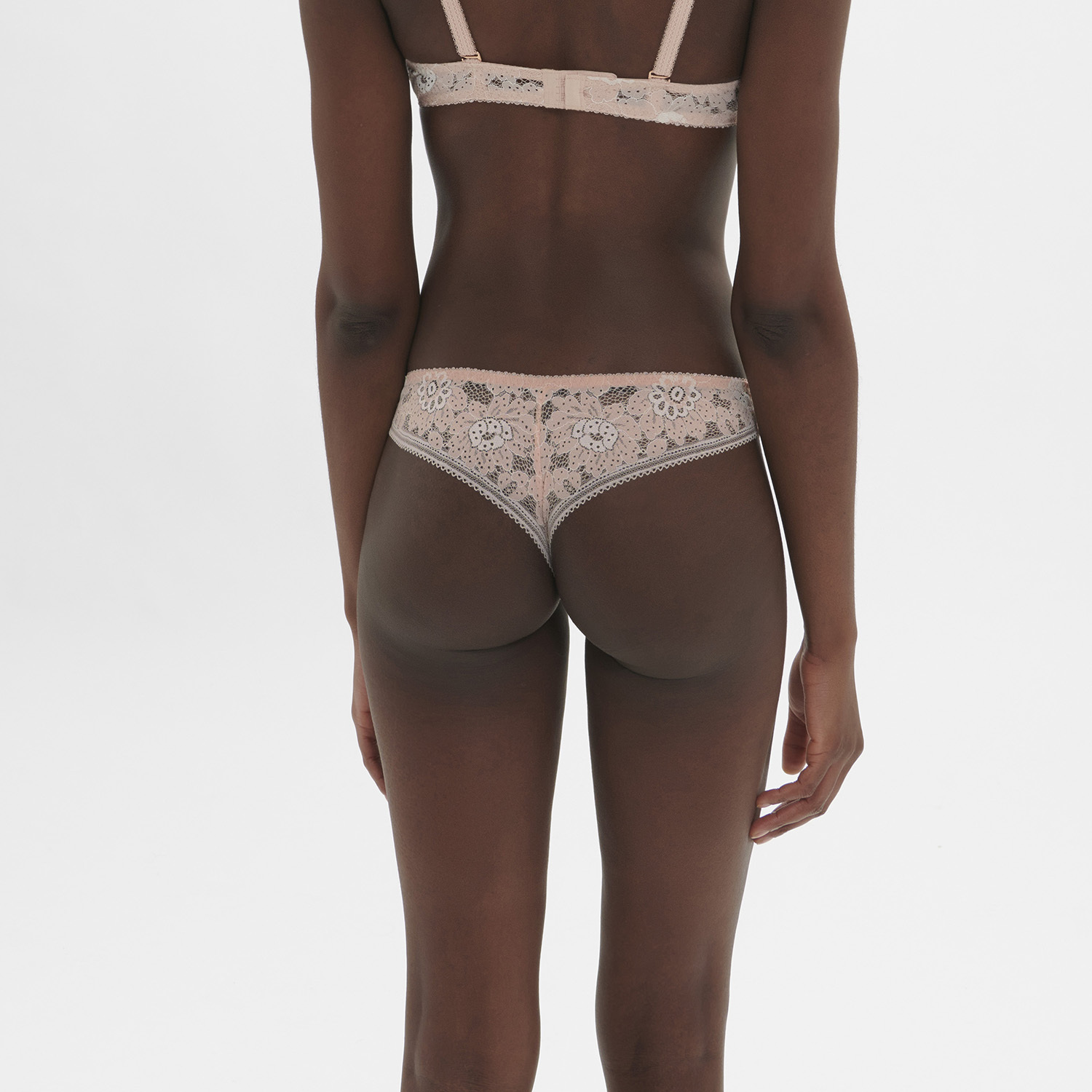 FESTIVE 慶典 丁字褲  芭蕾柔粉