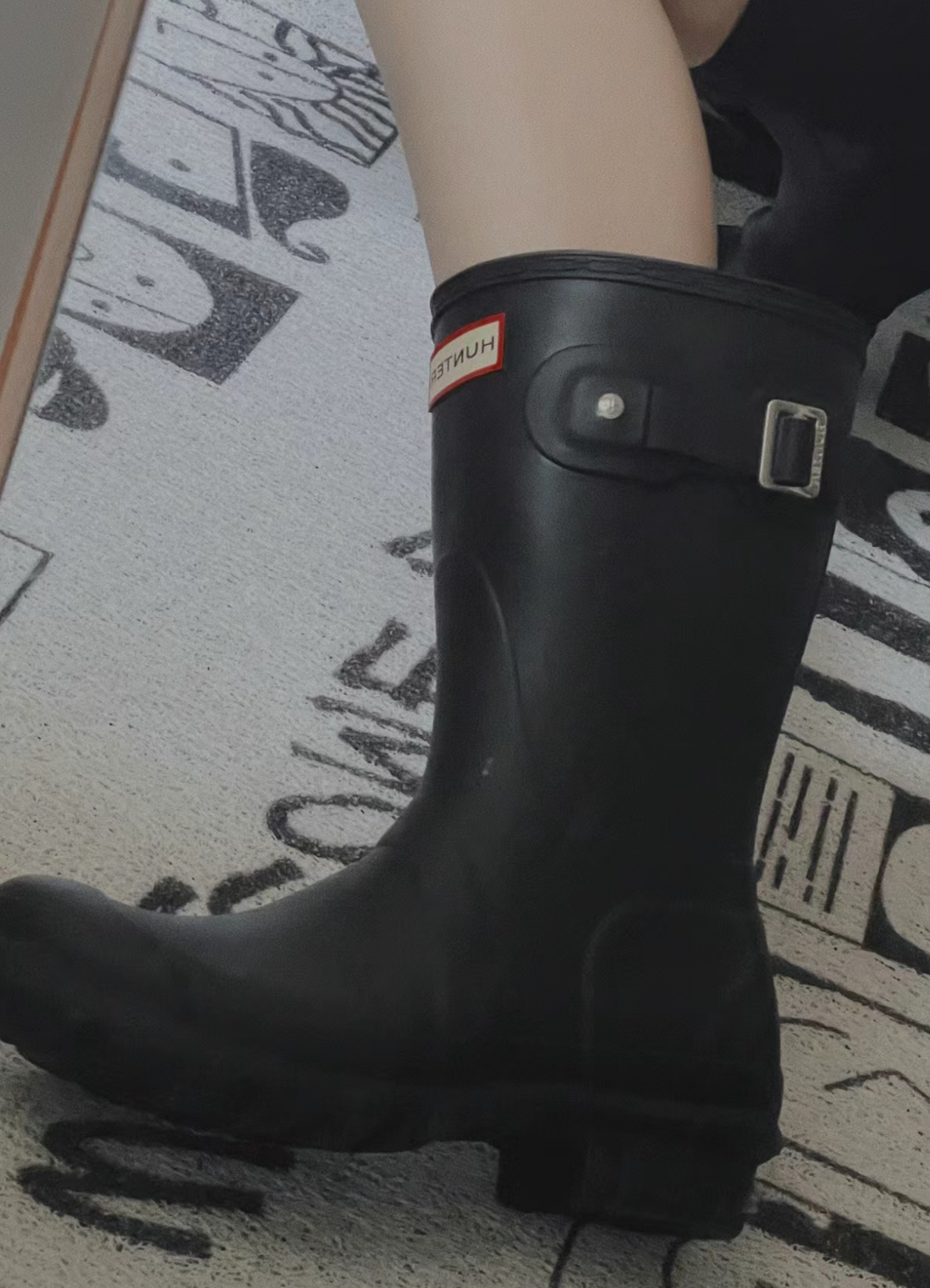 【預購】HUNTER F082901中筒雨靴（黑色）