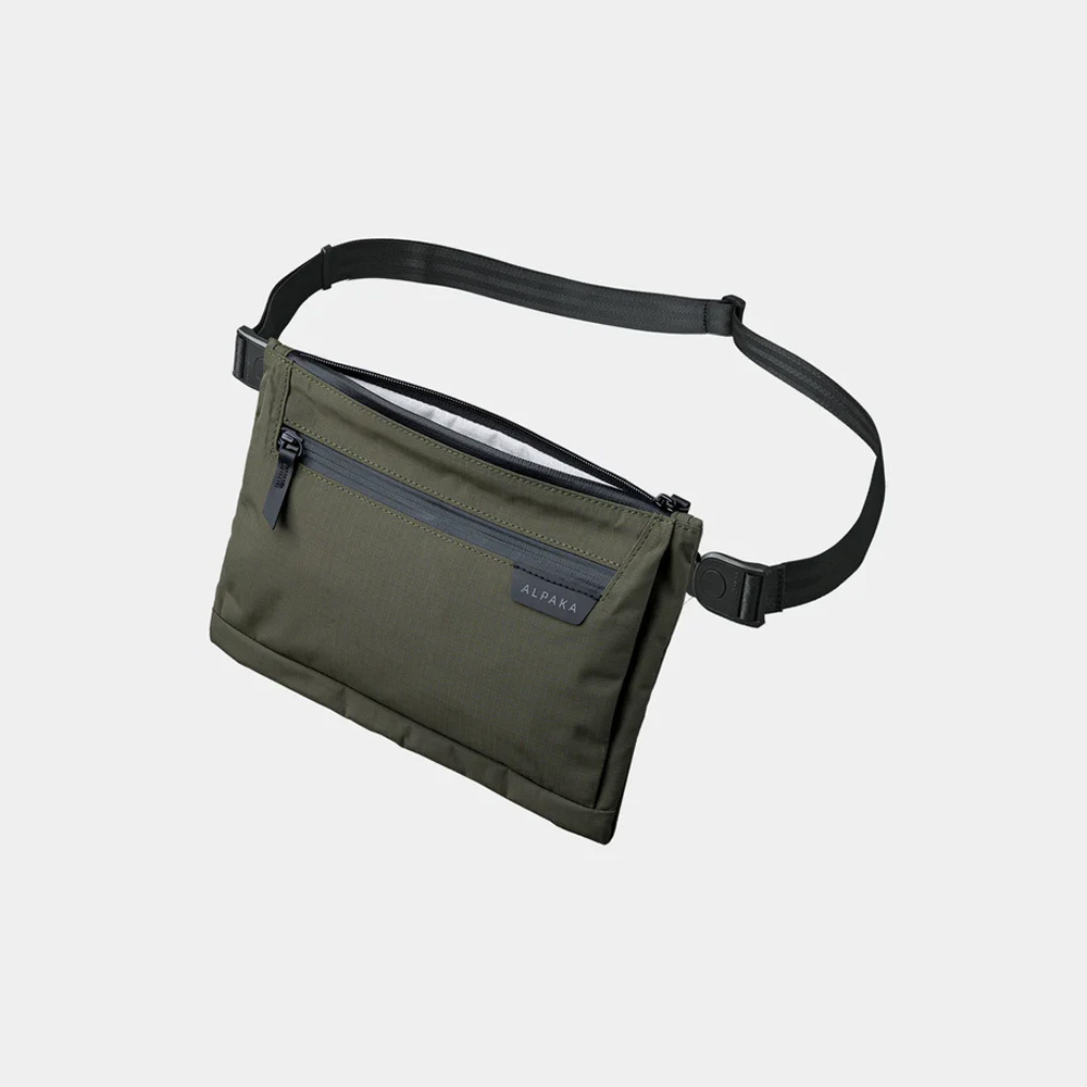 ALPAKA Zip Pouch Max V2 210D