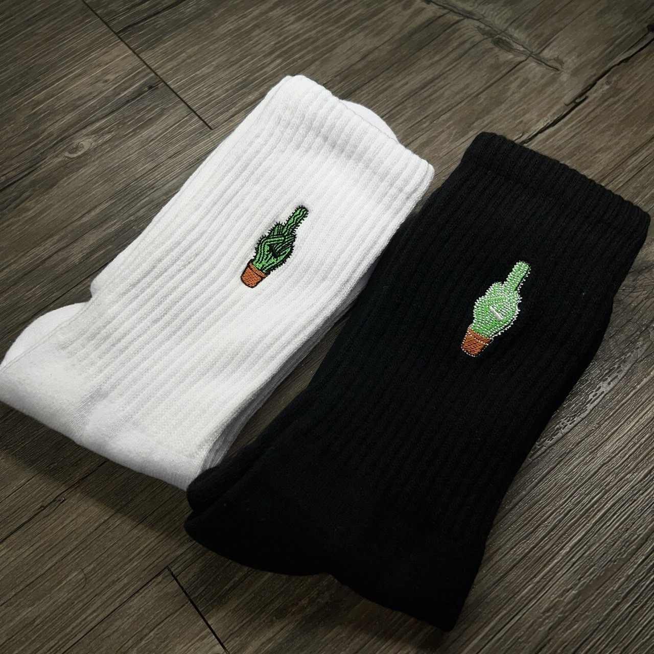 【SCSXU11】沒有禮貌的仙人掌刺繡毛巾襪