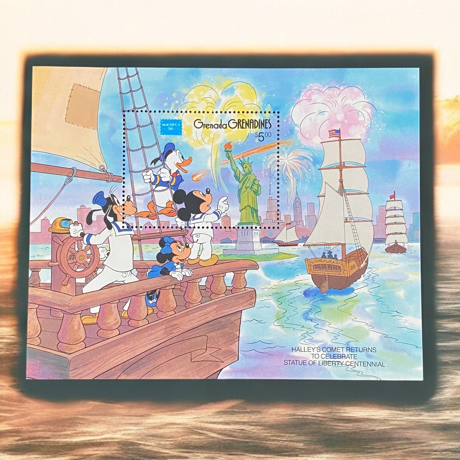 1986 Grenadines Disney's Halley's Comet Return, Statue of Liberty, 86 Philatelic Exhibition Stamp Miniature Sheet