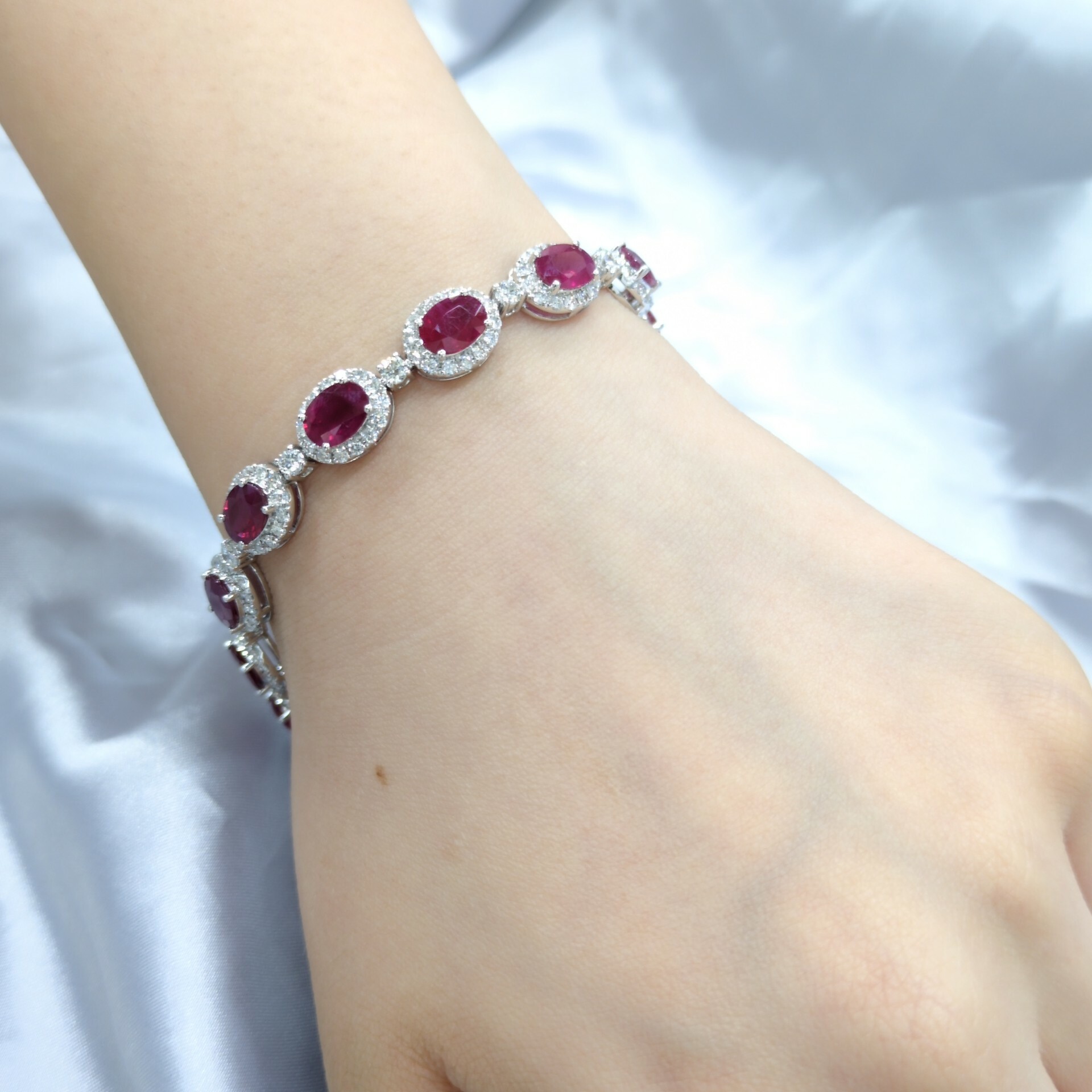 18K White Gold 10.22ct Ruby and Diamond Bracelet