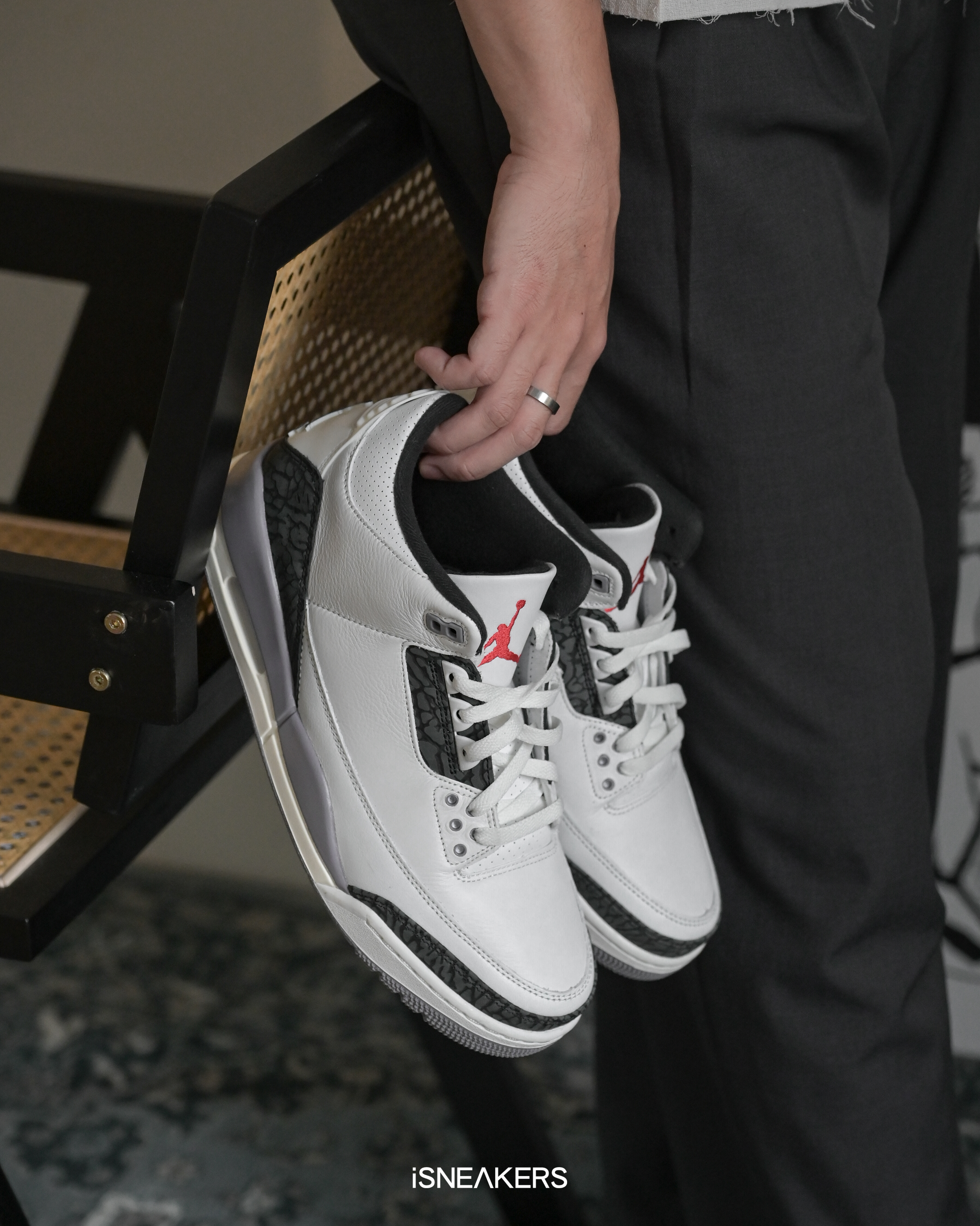 iSNEAKERS｜Air Jordan 3 Retro "Cement Grey" 水泥灰 CT8532-106