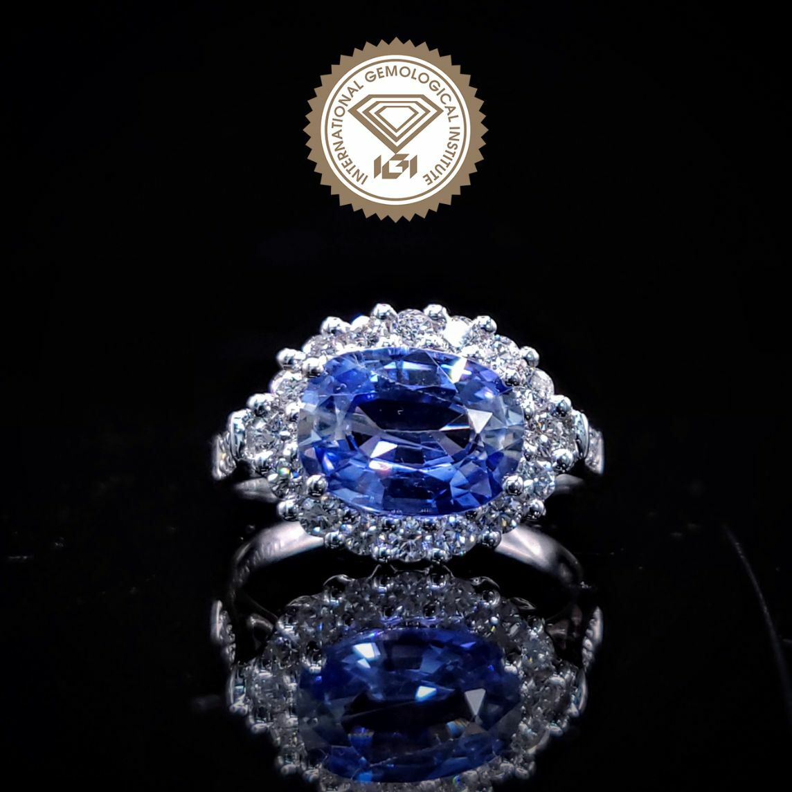 18K White Gold 2.58ct Sapphire and Diamond Ring