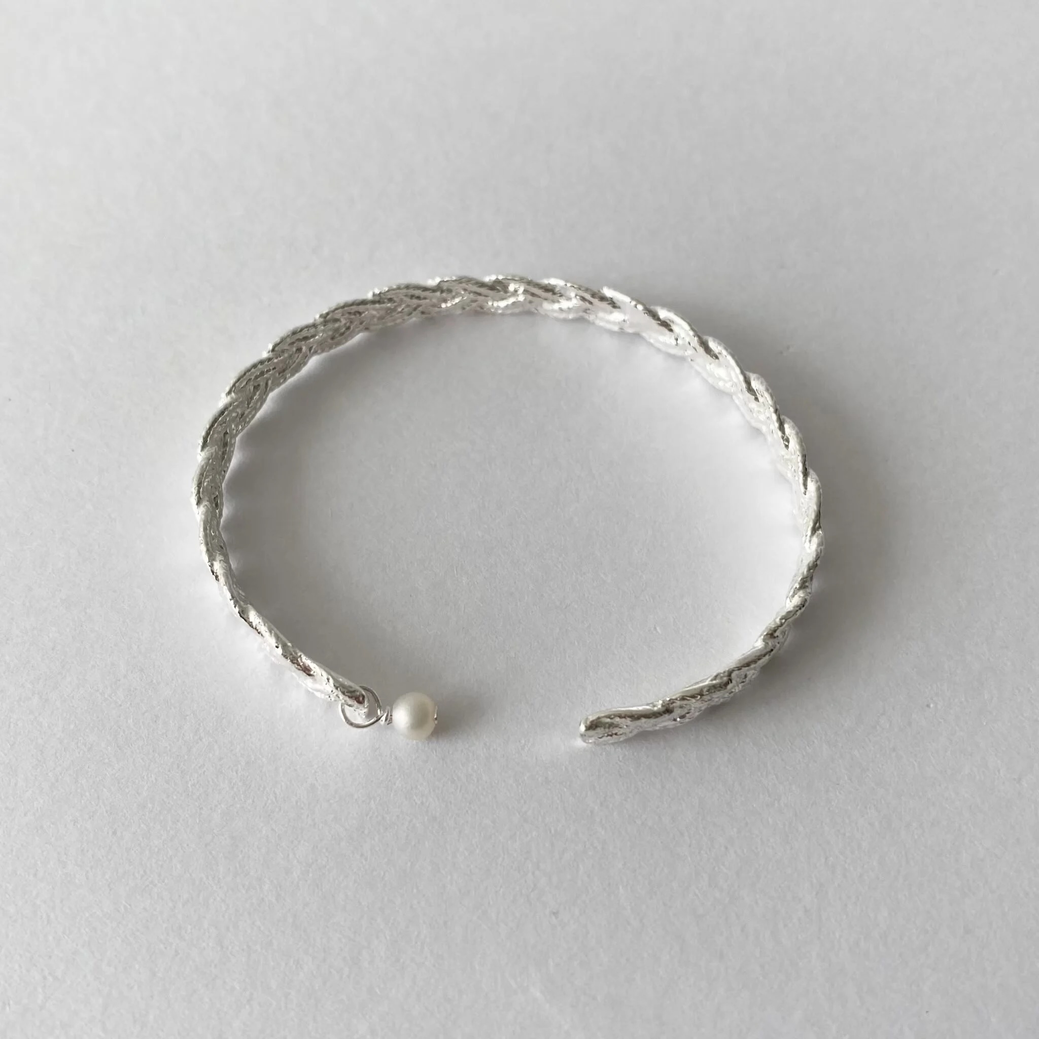 Lace Braid Bangle (silver)｜FLAVOUR