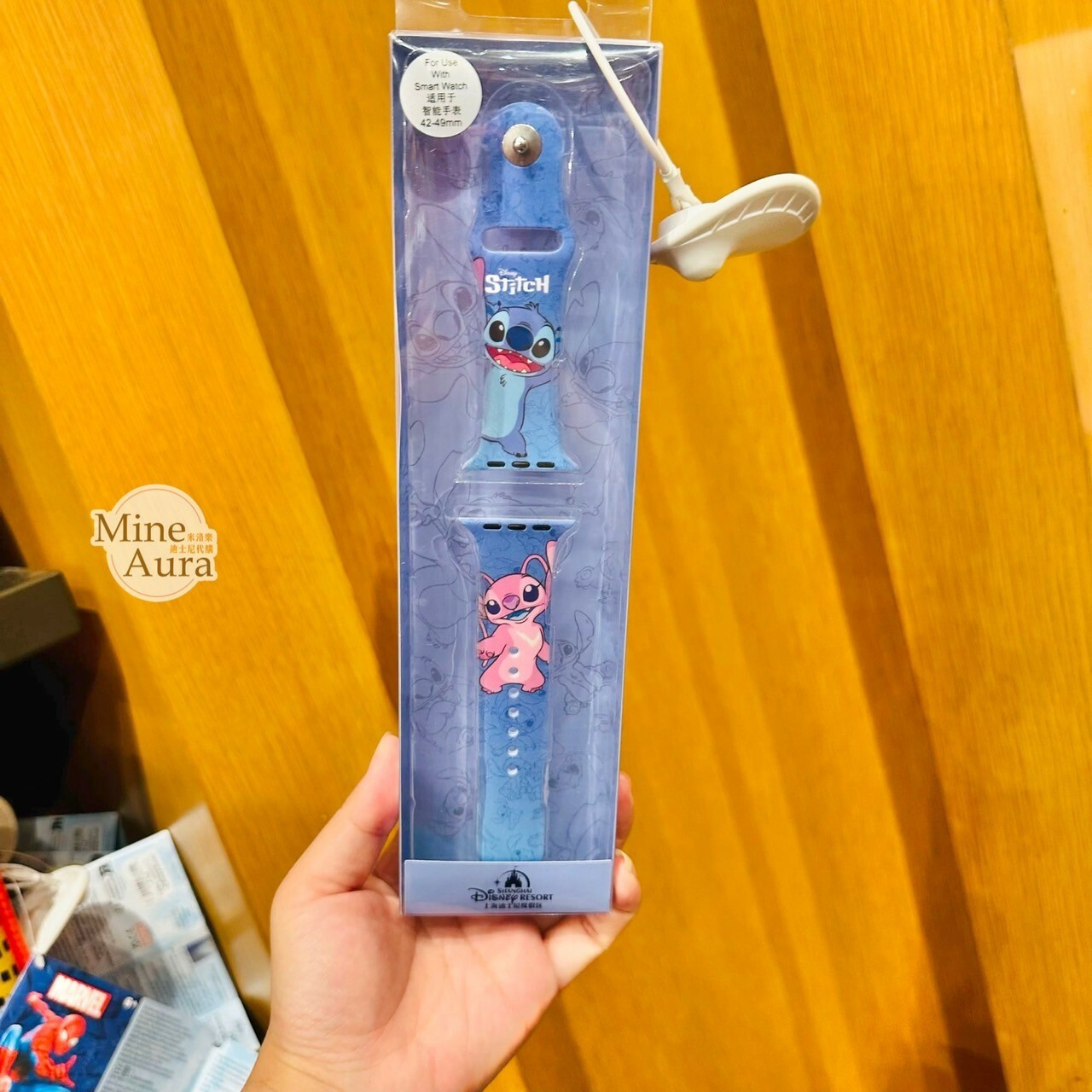 史迪奇 Stitch 安琪拉 Angel 站姿圖案 藍色底 Apple Watch 錶帶 適用38-41mm/42-49mm 星際寶貝 Lilo & Stitch -上海迪士尼樂園