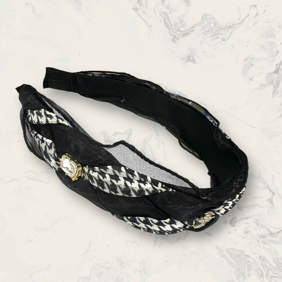 韓國直送髮飾 網紗+千鳥格紋布麻花編織中排列滿鋯蝴蝶+金框長方鋯手工髮箍