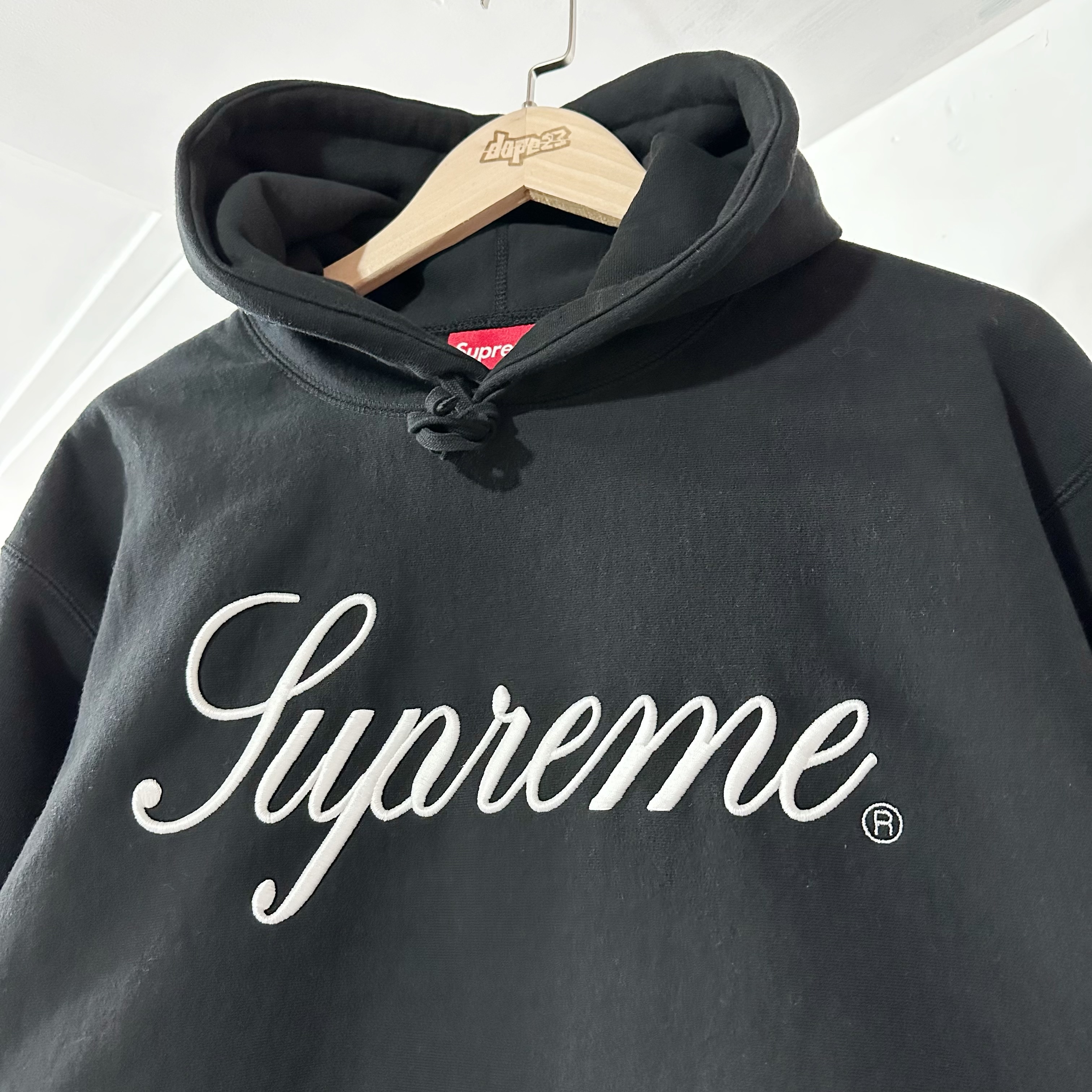 SUPREME FW24 EMBROIDERED SCRIPT HOODED SWEATSHIRT BLACK