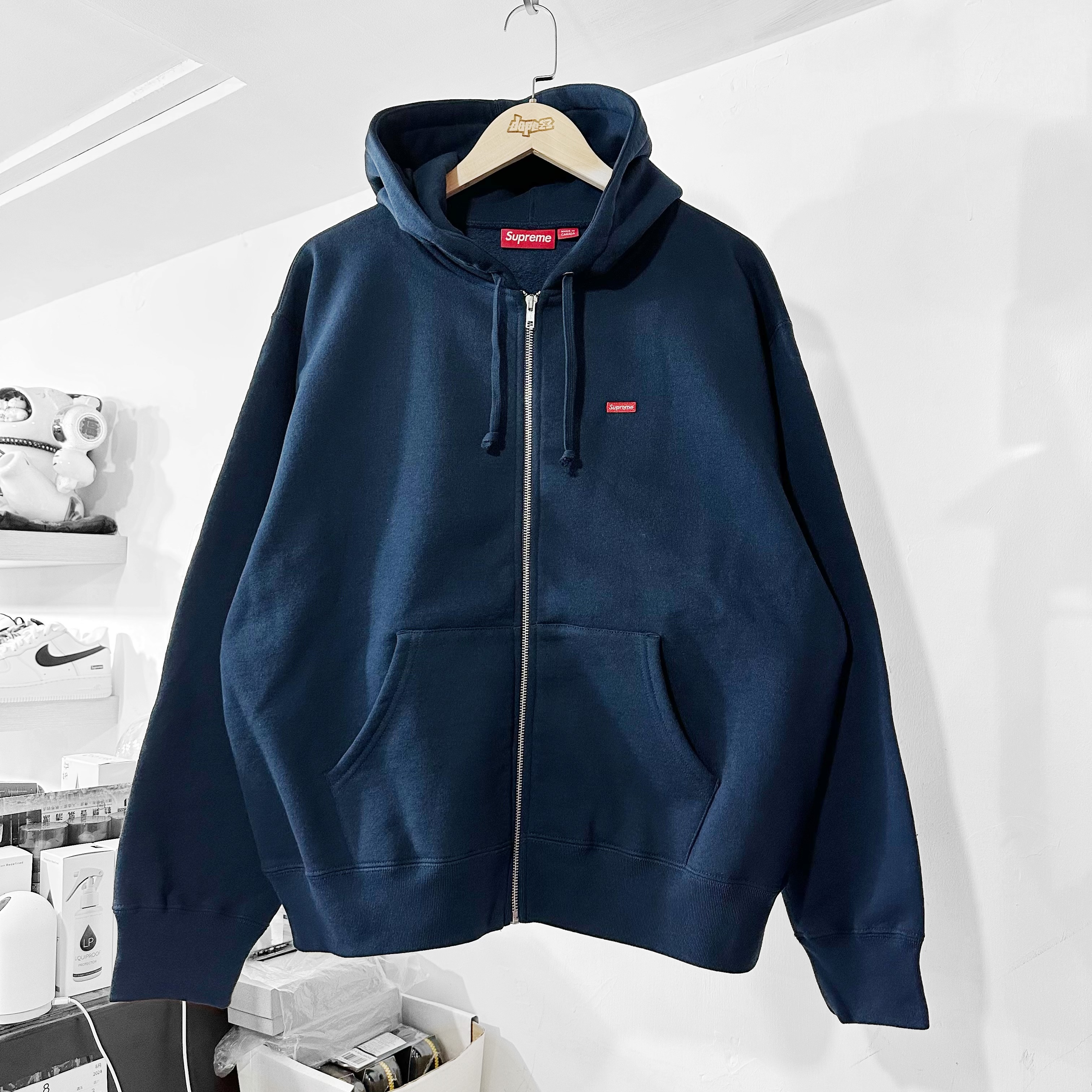 【Supreme】Small Box Zip Up Hooded Sweatshirt★Navy★24FW★ Supreme WINDSTOPPER Zip Up Hooded Sweatshirt (FW24) - $198