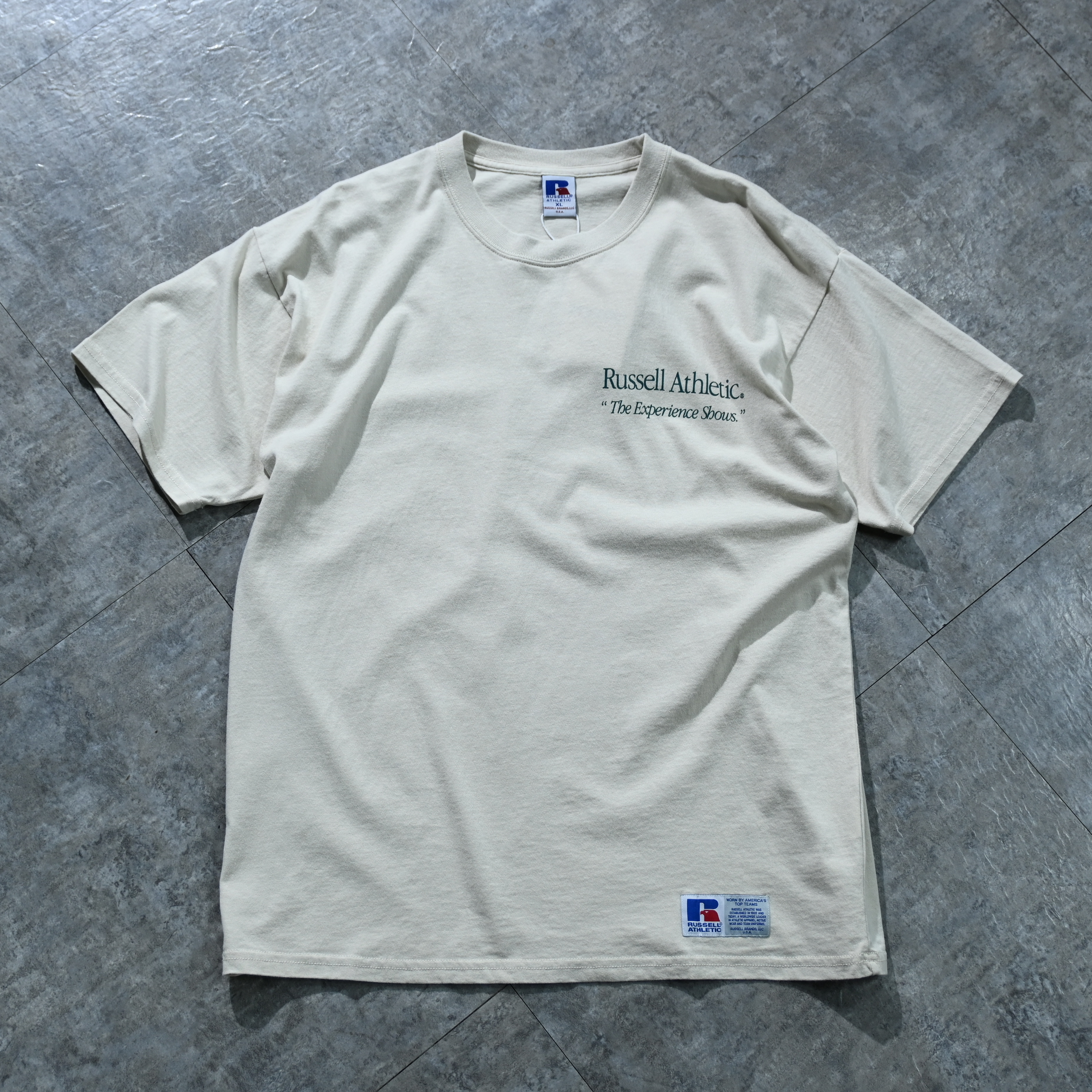 Russell Athletic JP 80'S Adv. Graphic Tee