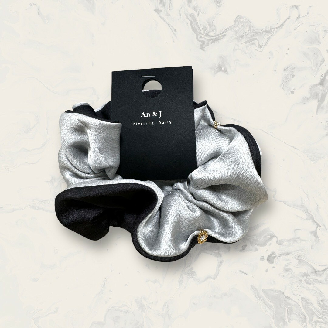 韓國直送髮飾 中排列白鋯金花雙色緞面大腸圈