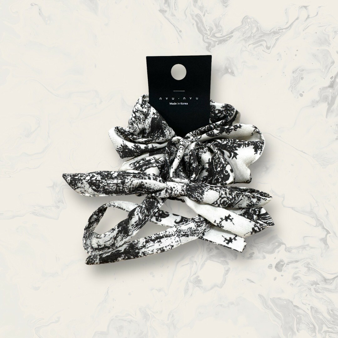 韓國直送髮飾 水墨圖案長蝴蝶結手工大腸圈