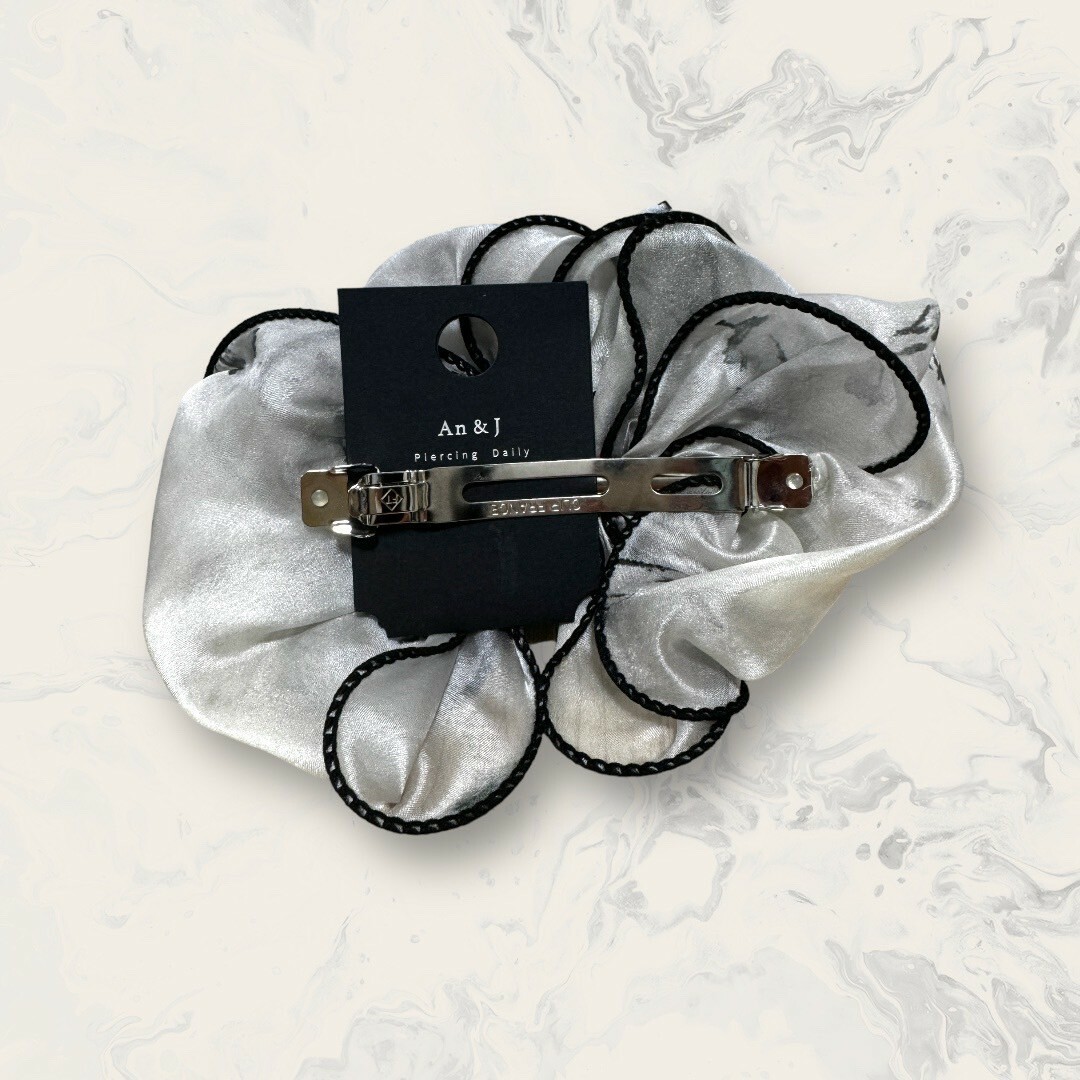 韓國直送髮飾 滾邊花花暈染三層緞面蝴蝶結彈夾