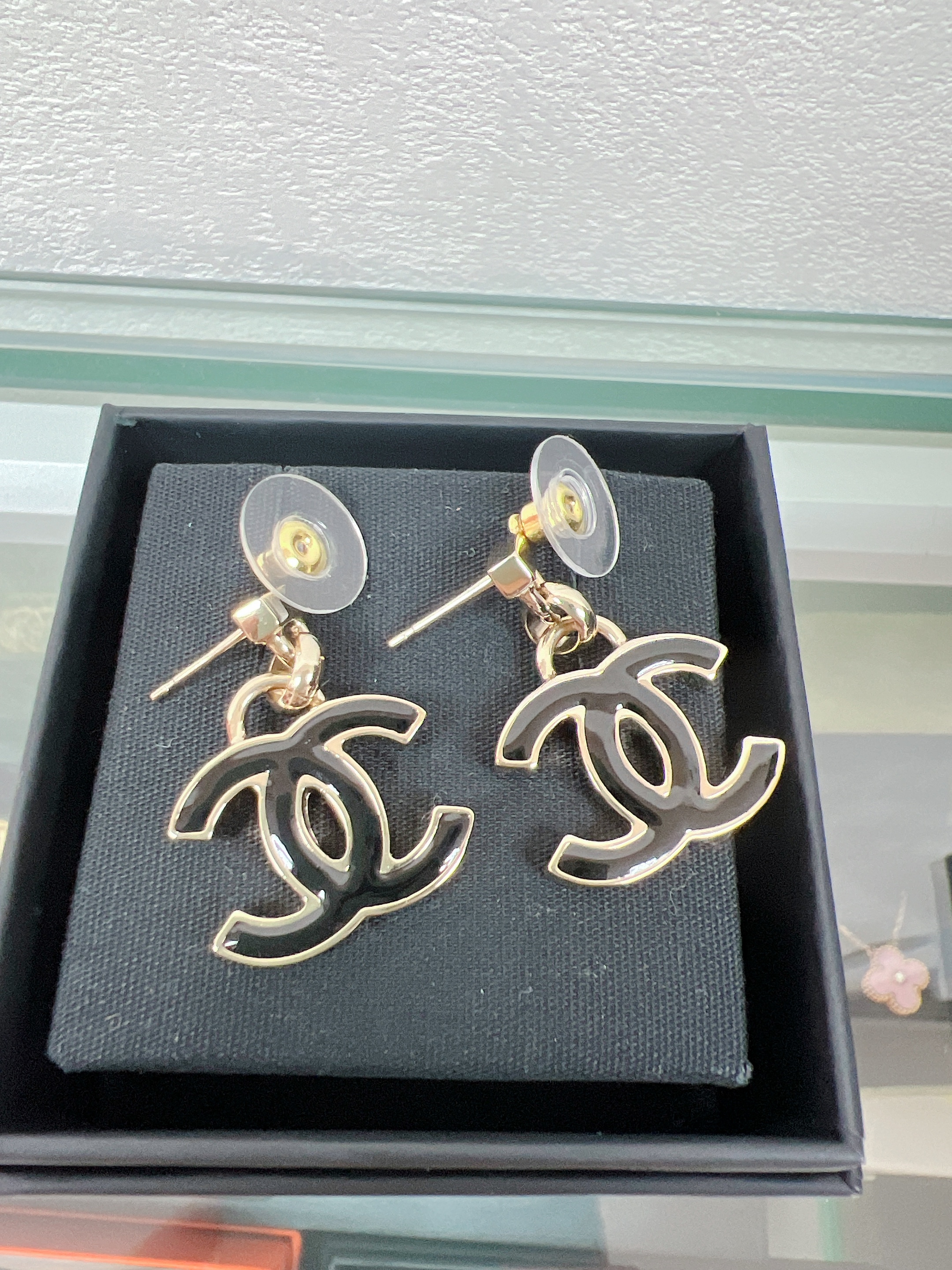 *Unused* Chanel earrings big cc black logo