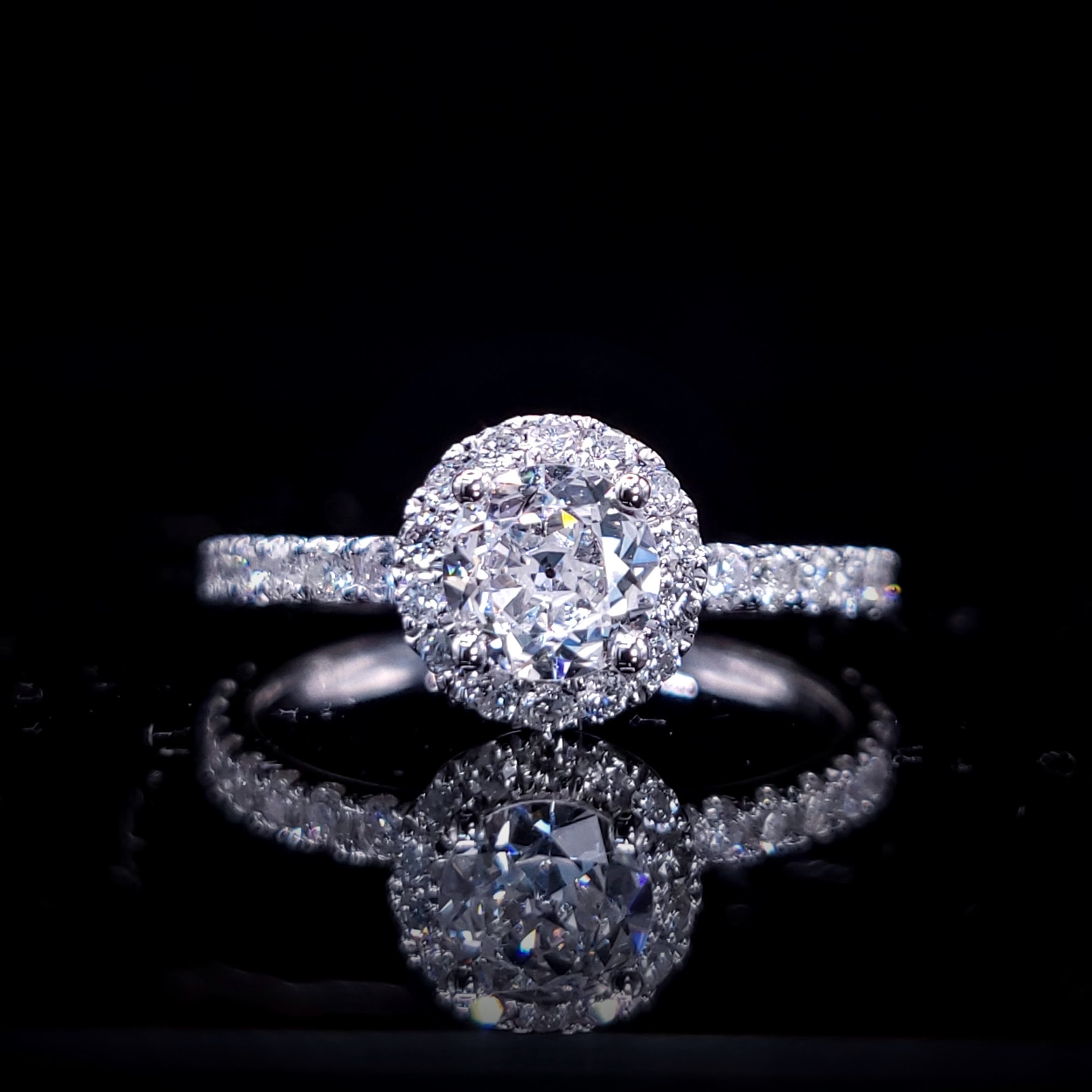 18K White Gold 0.82ct Diamond Ring