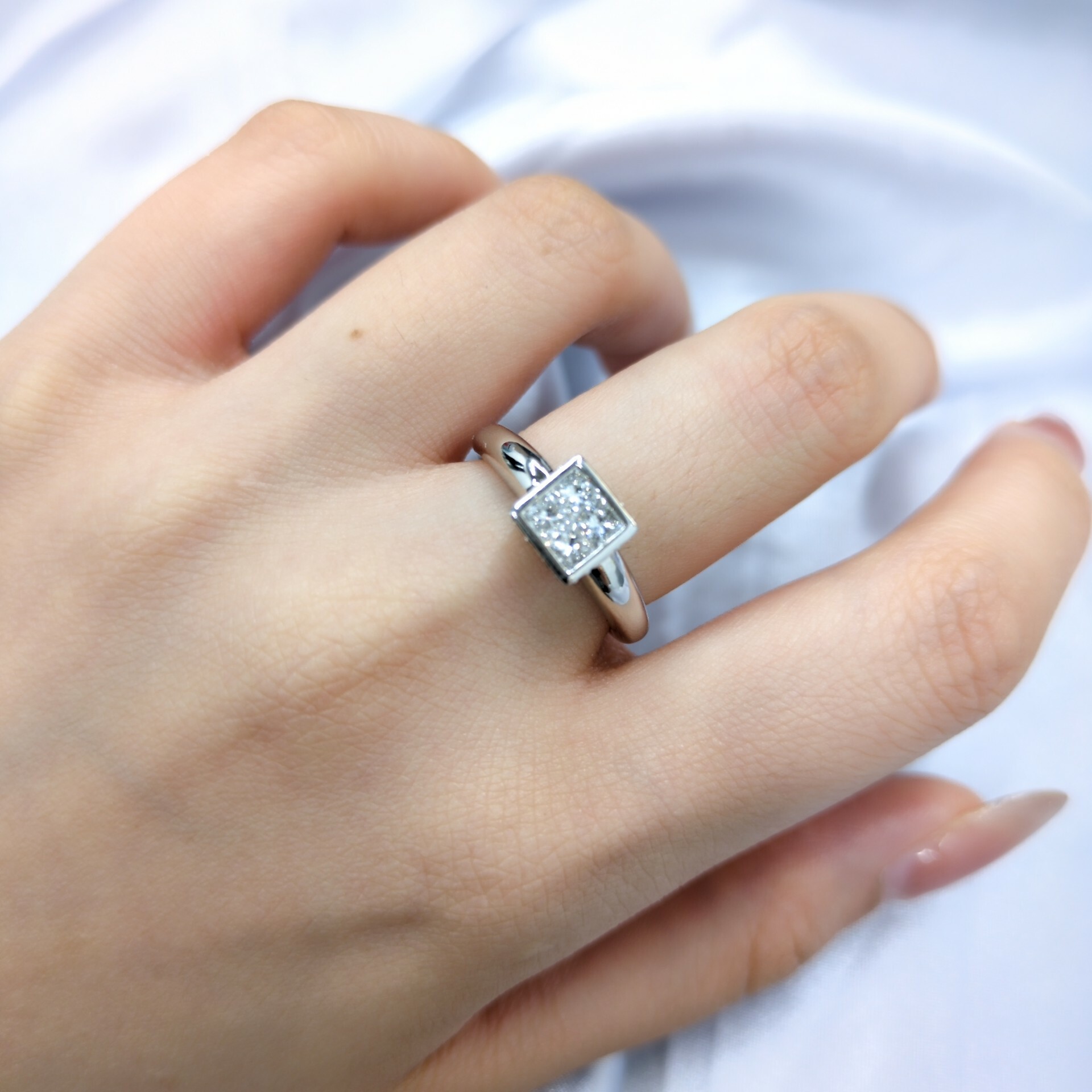 18K White Gold 0.80ct Diamond Ring