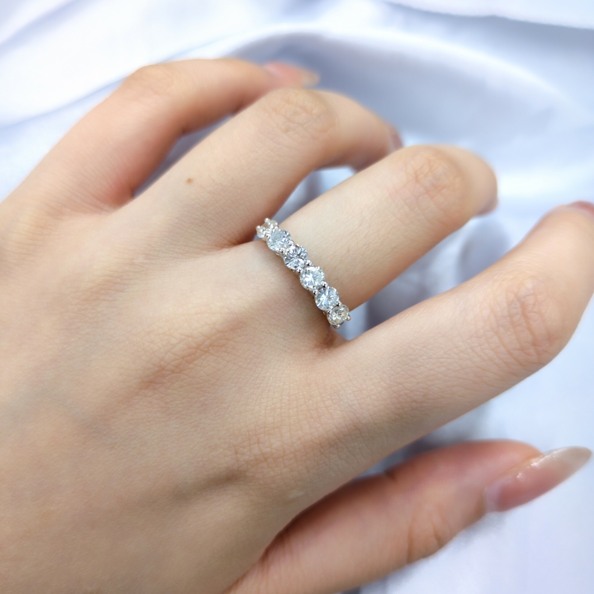 18K White Gold 1.00ct Diamond Ring