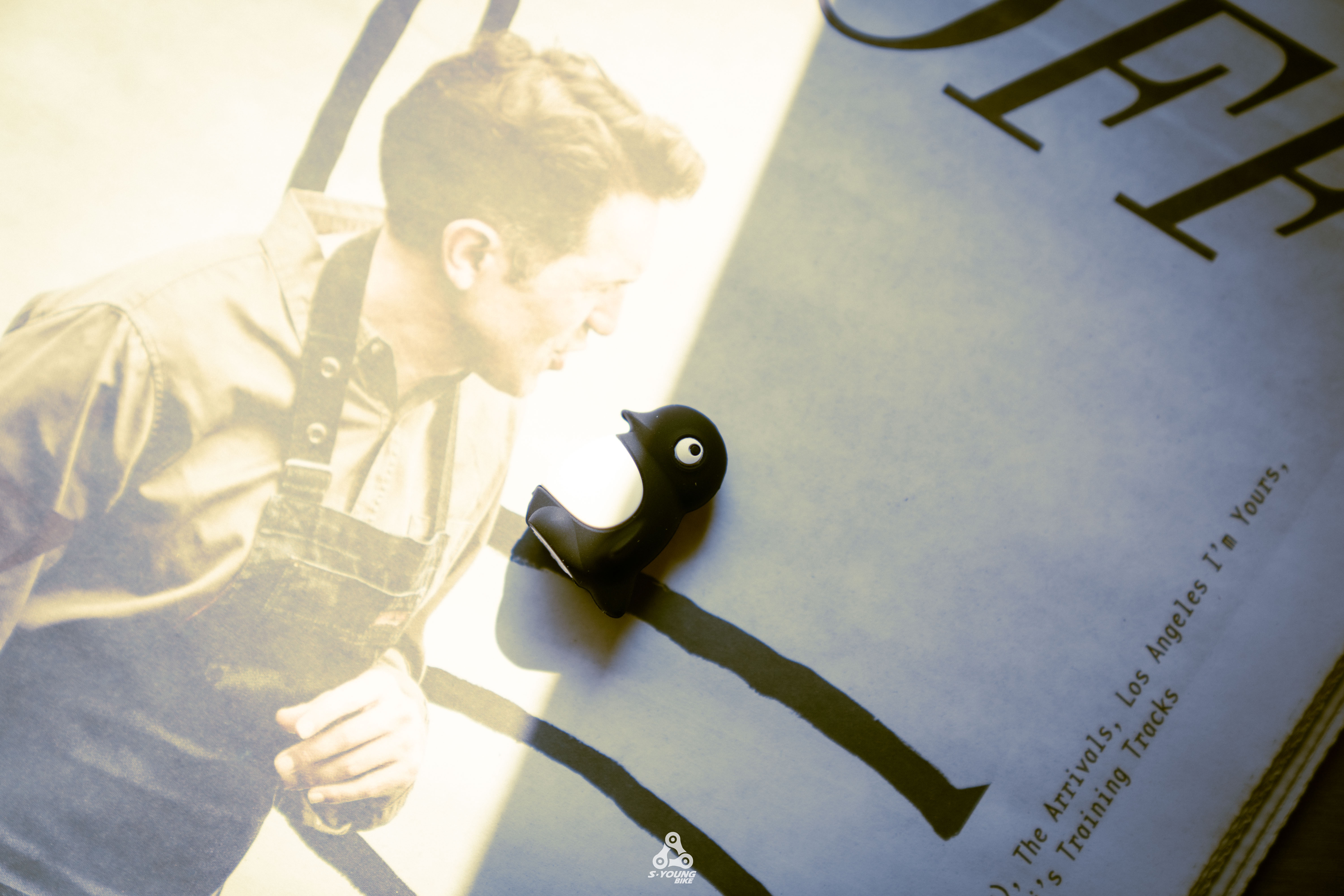 【Bone】超可愛動物矽膠氣嘴塞 - 企鵝小丸 Maru Penguin / 2入一對