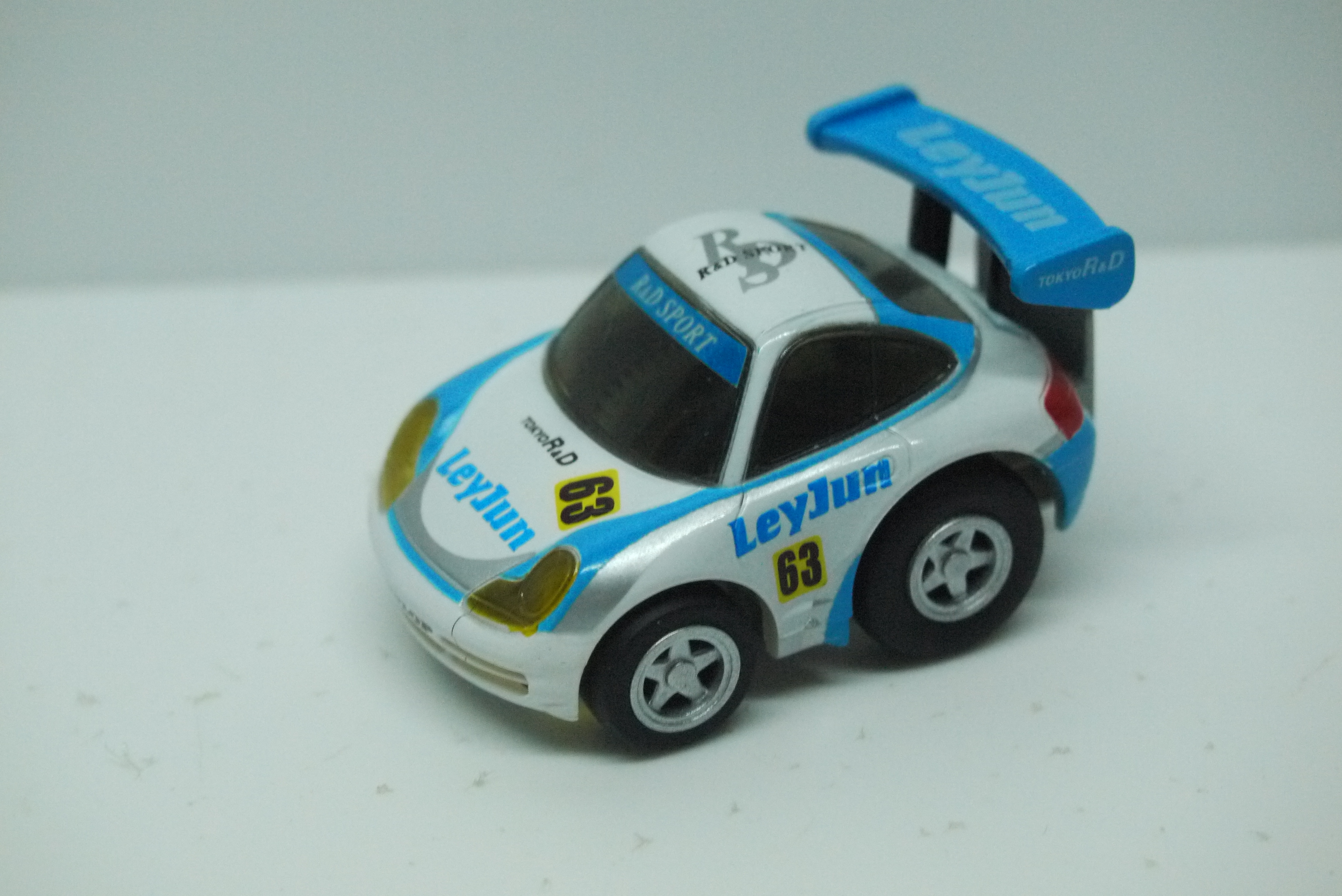 Choro Q Porsche 911 GT3R #63