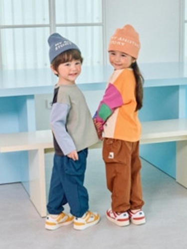 韓國 1st Blue-秋款撞色縮口工裝褲-背面