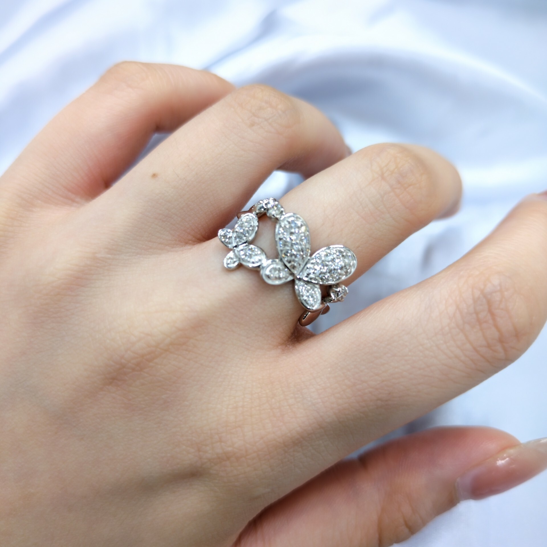 18K White Gold 0.47ct Diamond Ring