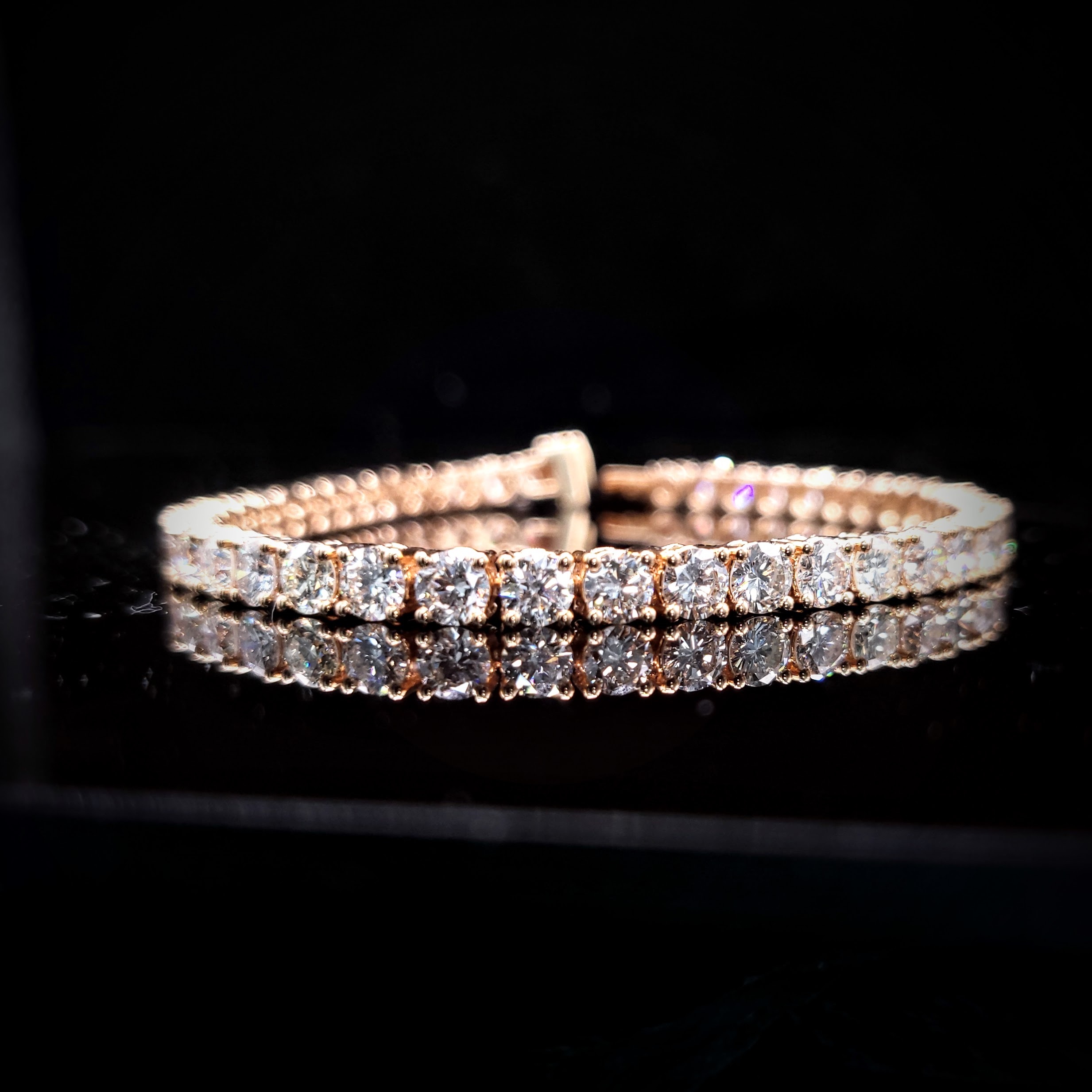 全新18K玫瑰金7卡26份鑽石手鍊