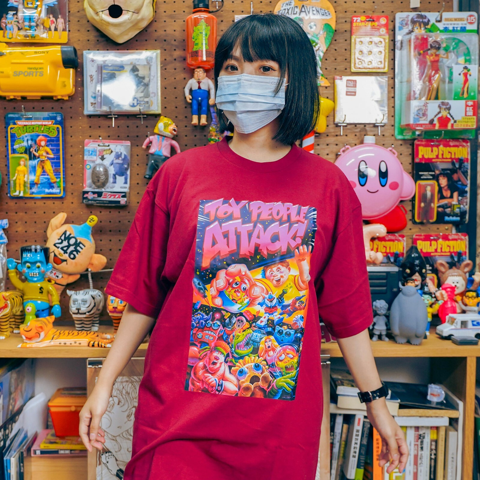 Joe Simko × 玩具人“ TOY PEOPLE ATTACK ! ”聯名作品第二彈～！期間限定T恤