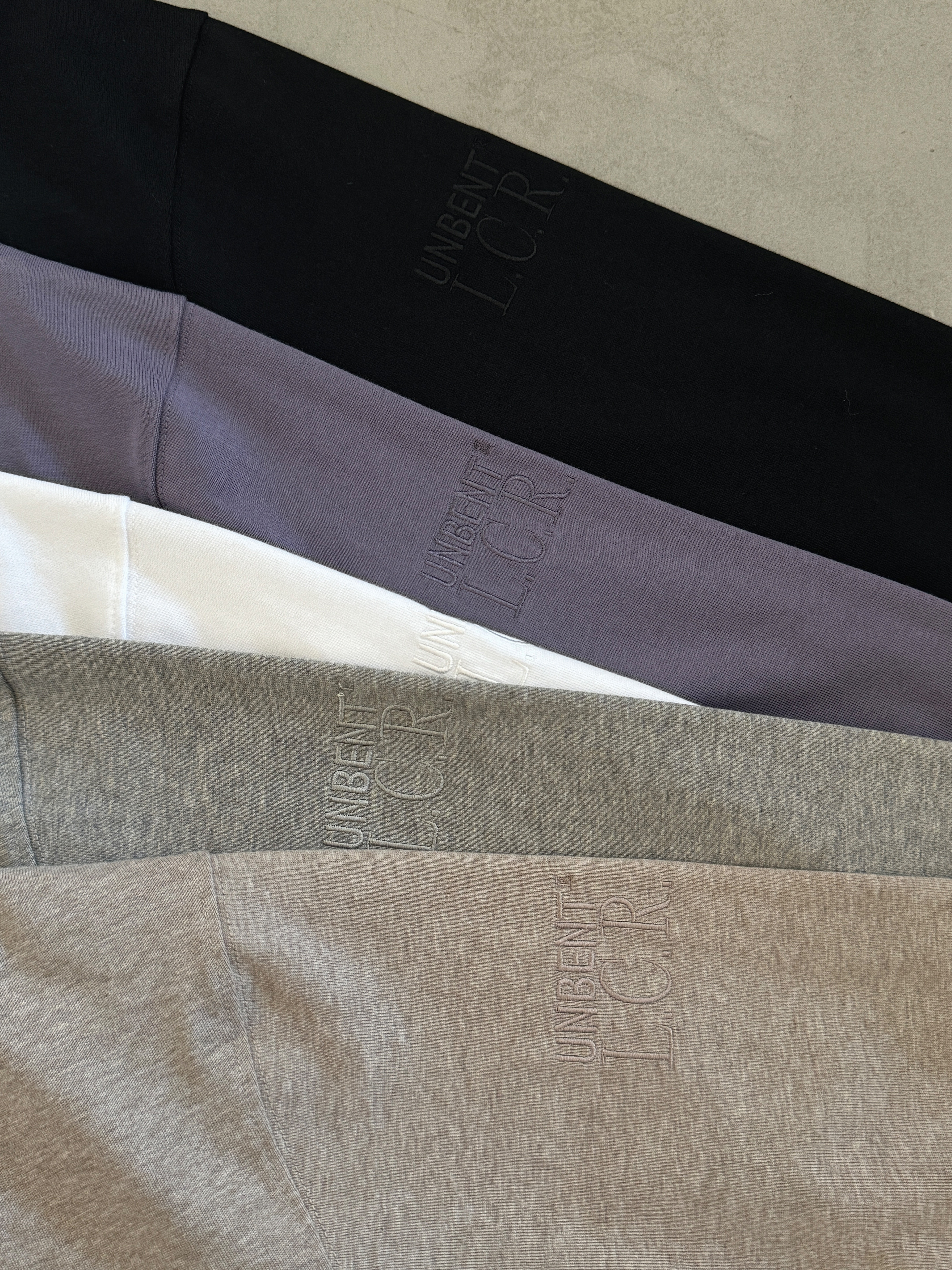 Unbent 24a/w 長絨棉純色刺繡長袖