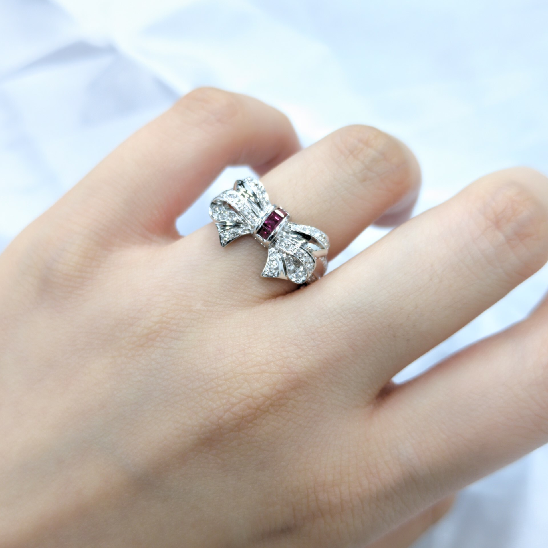 18K White Gold 0.19ct Ruby and 0.38ct Diamond Ring