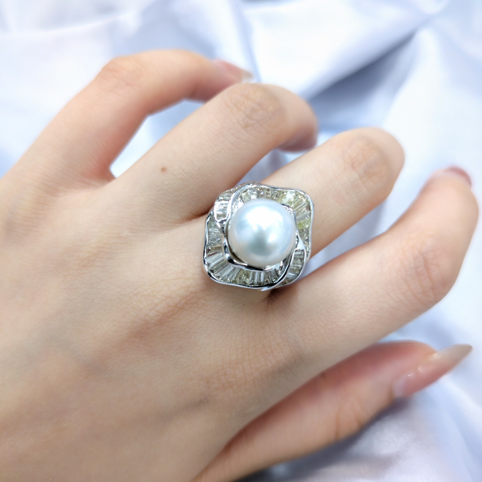 18K White Gold 1.70ct Diamond Ring