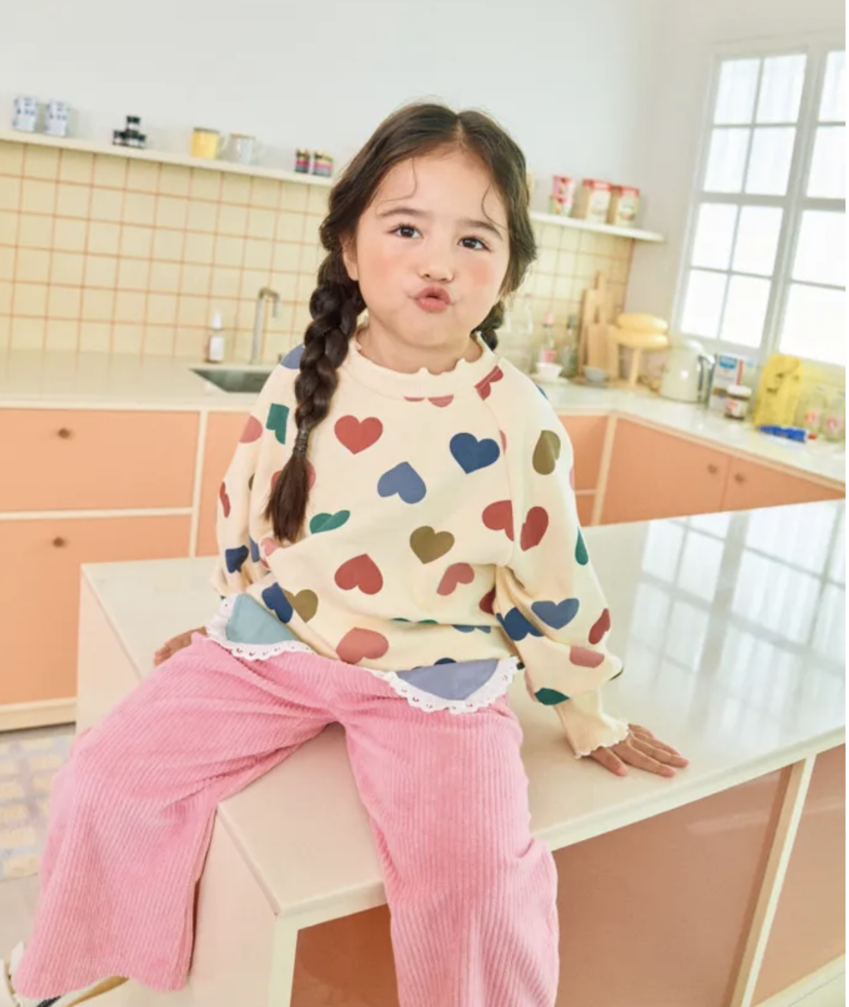 韓國 1st Blue-秋款蕾絲愛心粉色寬褲