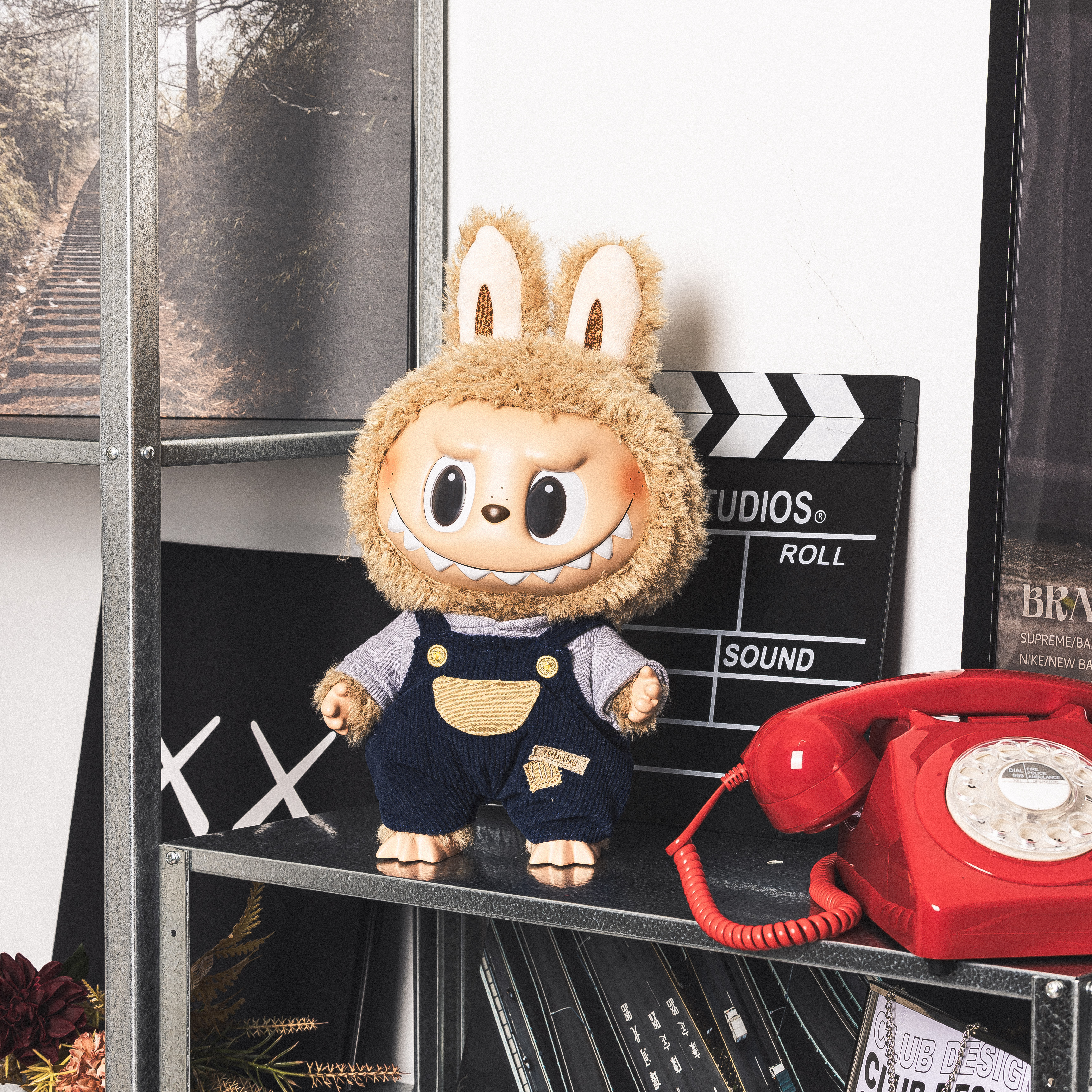 POP MART THE MONSTERS LABUBU 