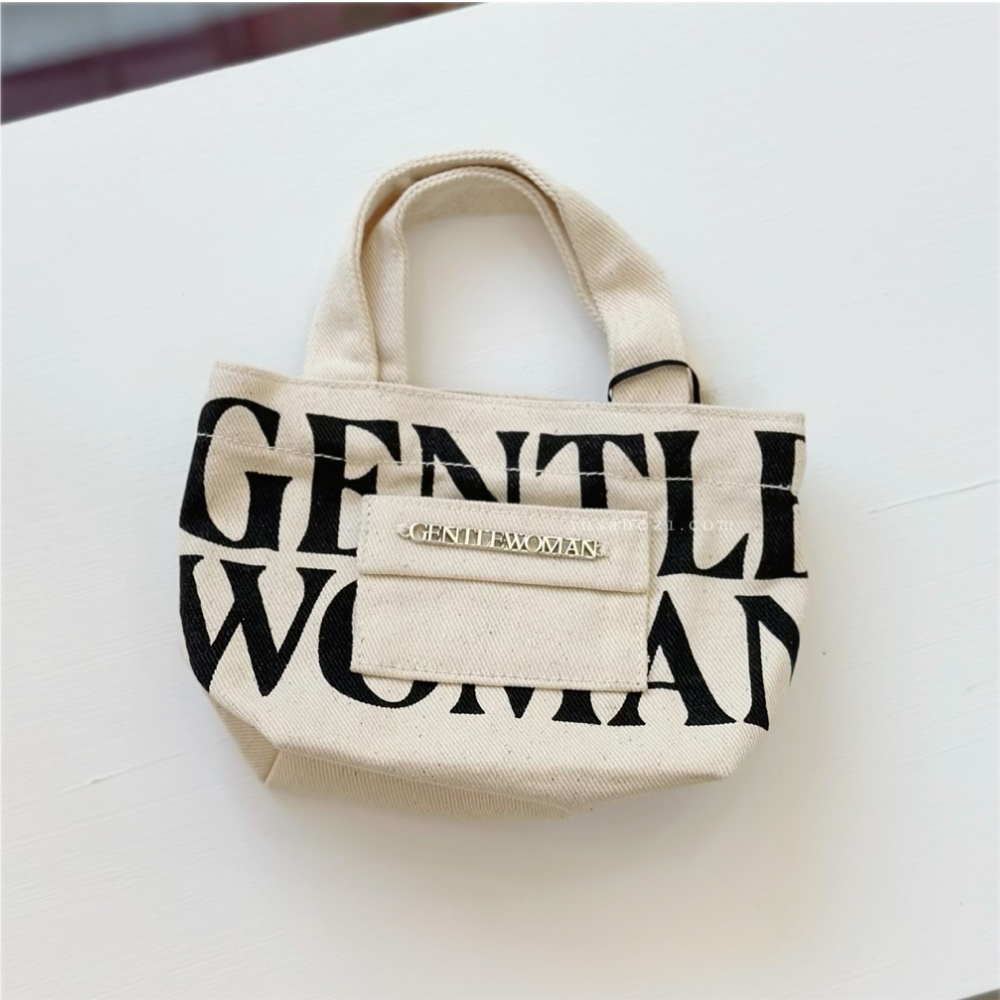 泰國 GENTLE WOMAN 立體 字體 LOGO  小手提包 帆布 提包 米白