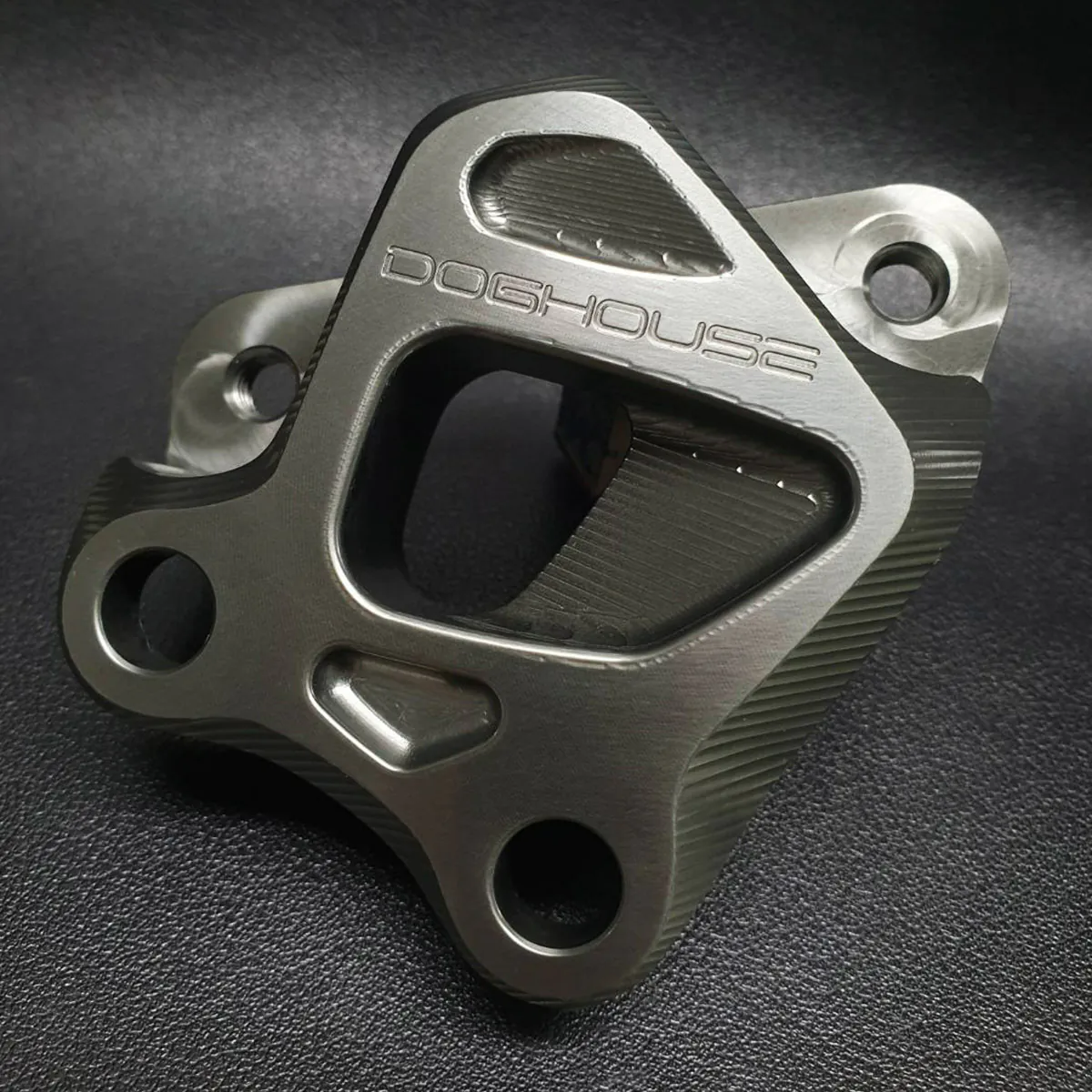 DOGHOUSE 惡搞手工廠 大樂 卡鉗座 對二 對四 輻射