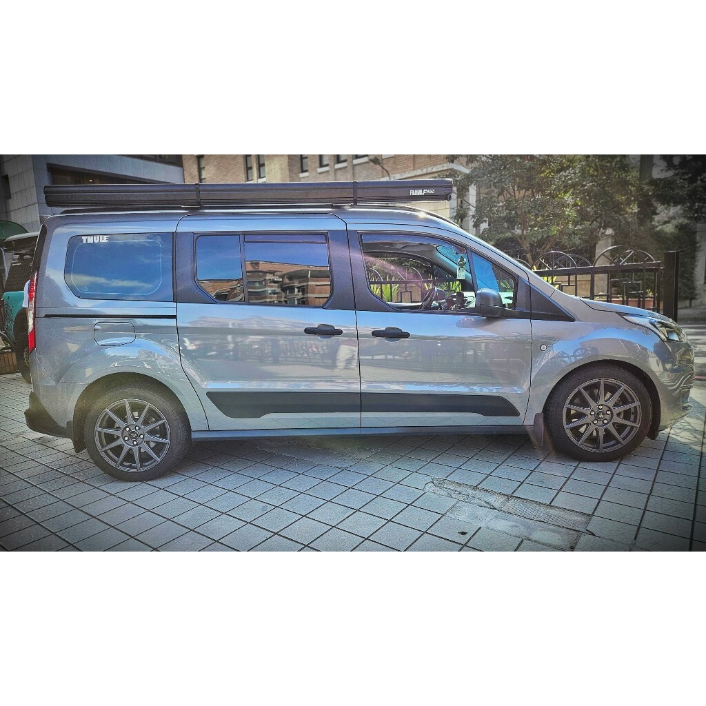 Ford-Tourneo Connect 旅玩家/車邊帳 FIAMMA F45S 260 Tourneo