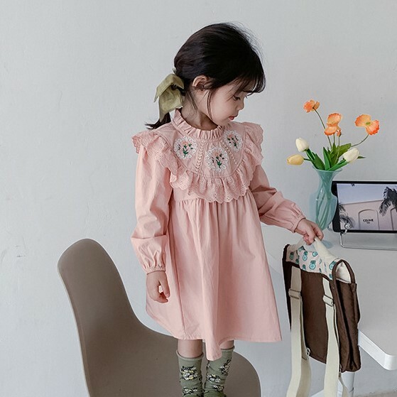 小花圈蕾絲滾邊長袖洋裝