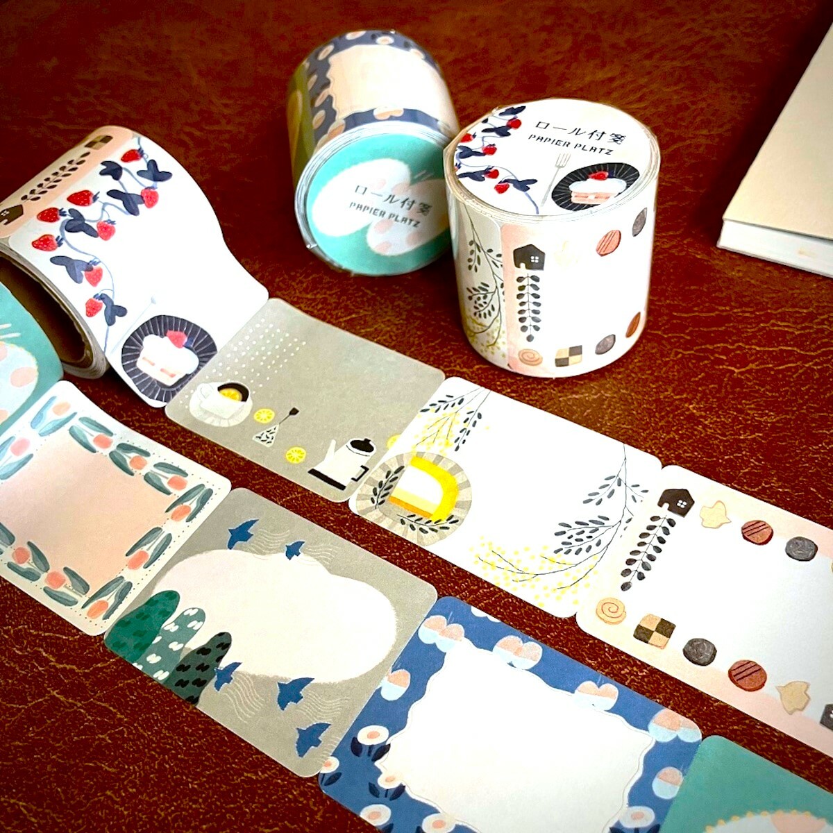 日本 PAPIER PLATZ x 插畫家 Emi Nakano 捲筒 紙膠帶 /便利貼